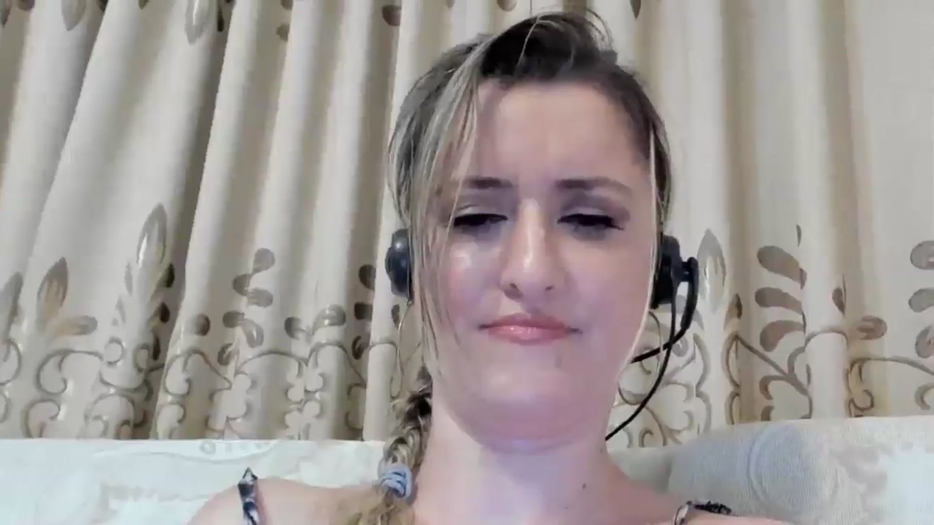 Gallery image thumbnail from BestDream's myfreecams stream on, 07/30/2024, 23:54 image 9 of 20