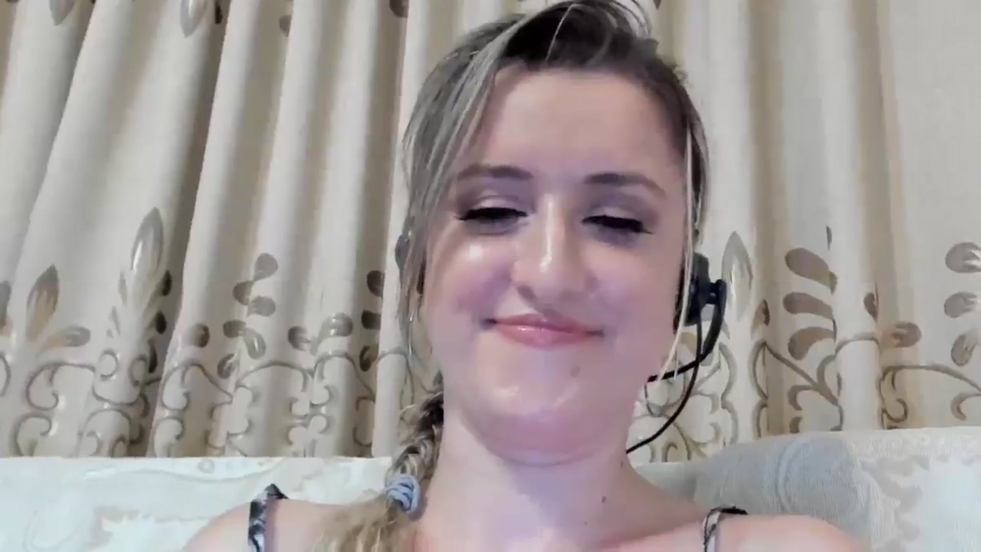 Gallery image thumbnail from BestDream's myfreecams stream on, 07/30/2024, 23:54 image 7 of 20