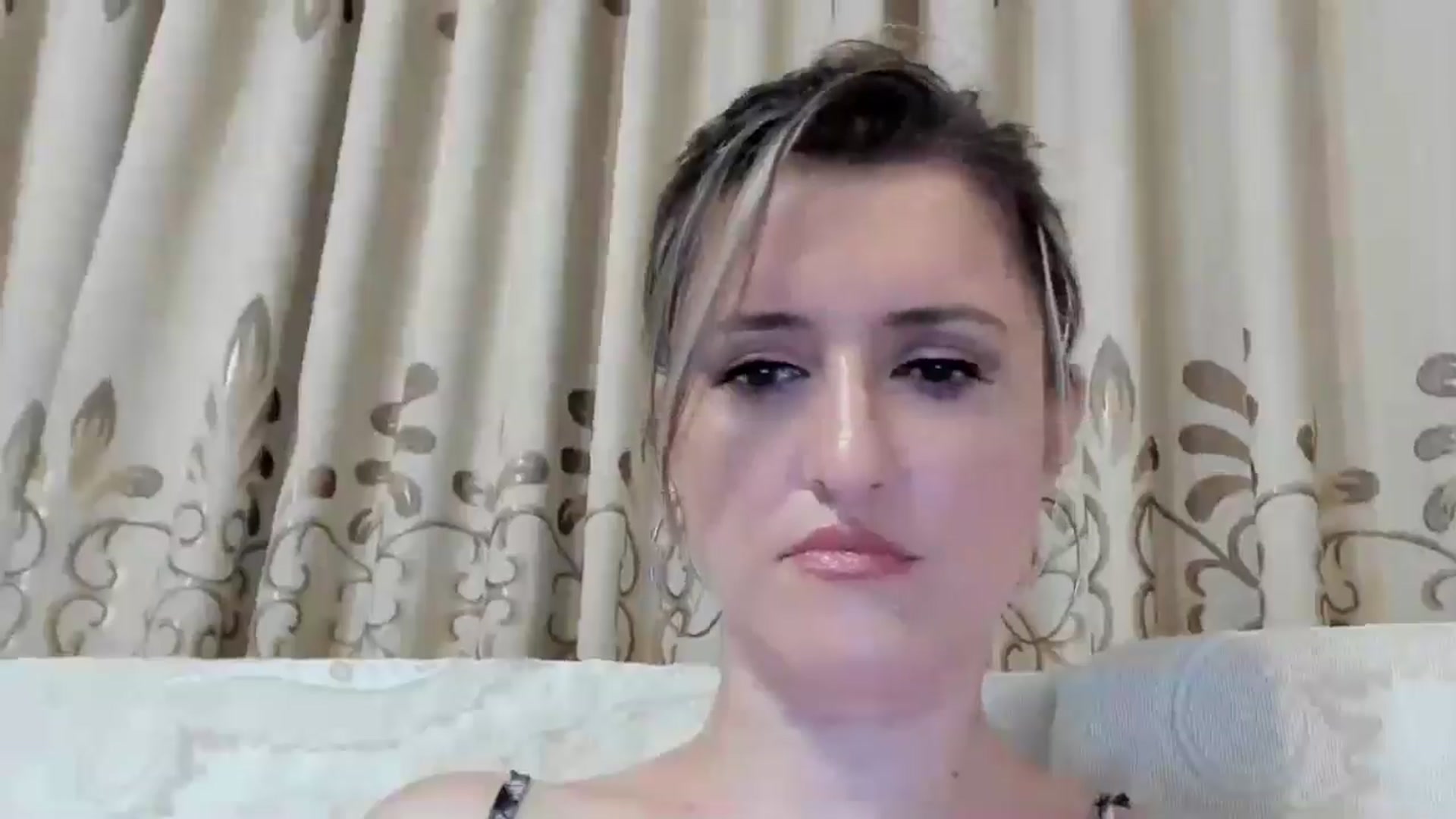 Gallery image thumbnail from BestDream's myfreecams stream on, 07/31/2024, 24:27 image 19 of 20