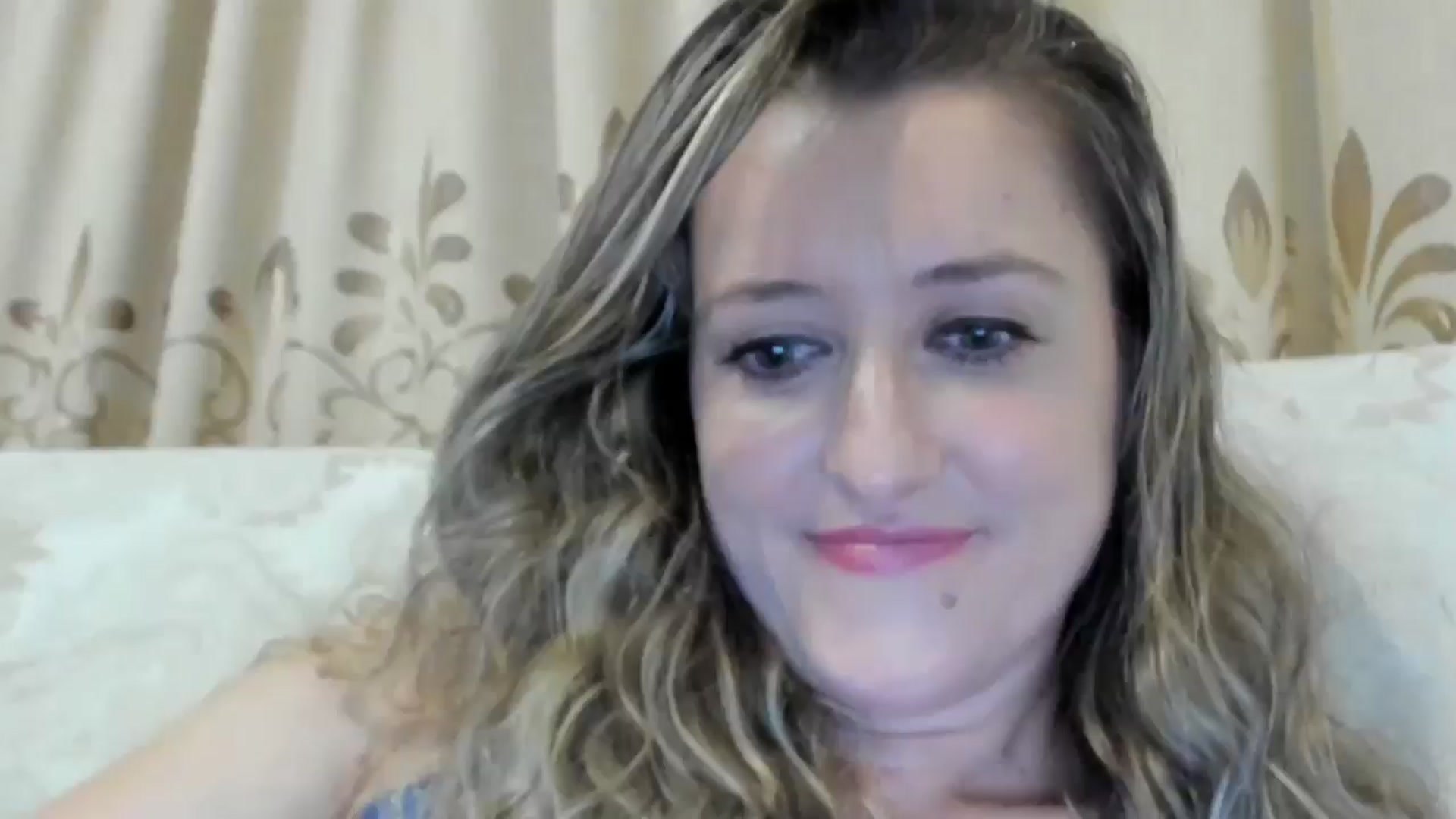 Gallery image thumbnail from BestDream's myfreecams stream on, 07/31/2024, 23:23 image 18 of 20