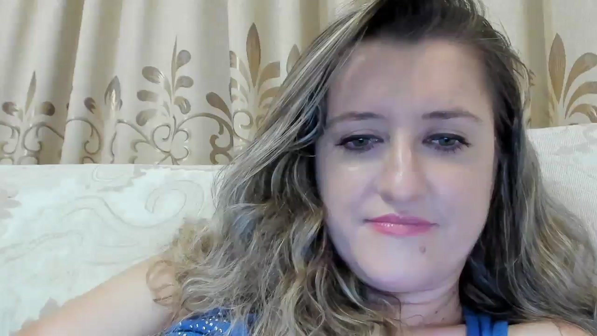 Gallery image thumbnail from BestDream's myfreecams stream on, 07/31/2024, 23:23 image 3 of 20