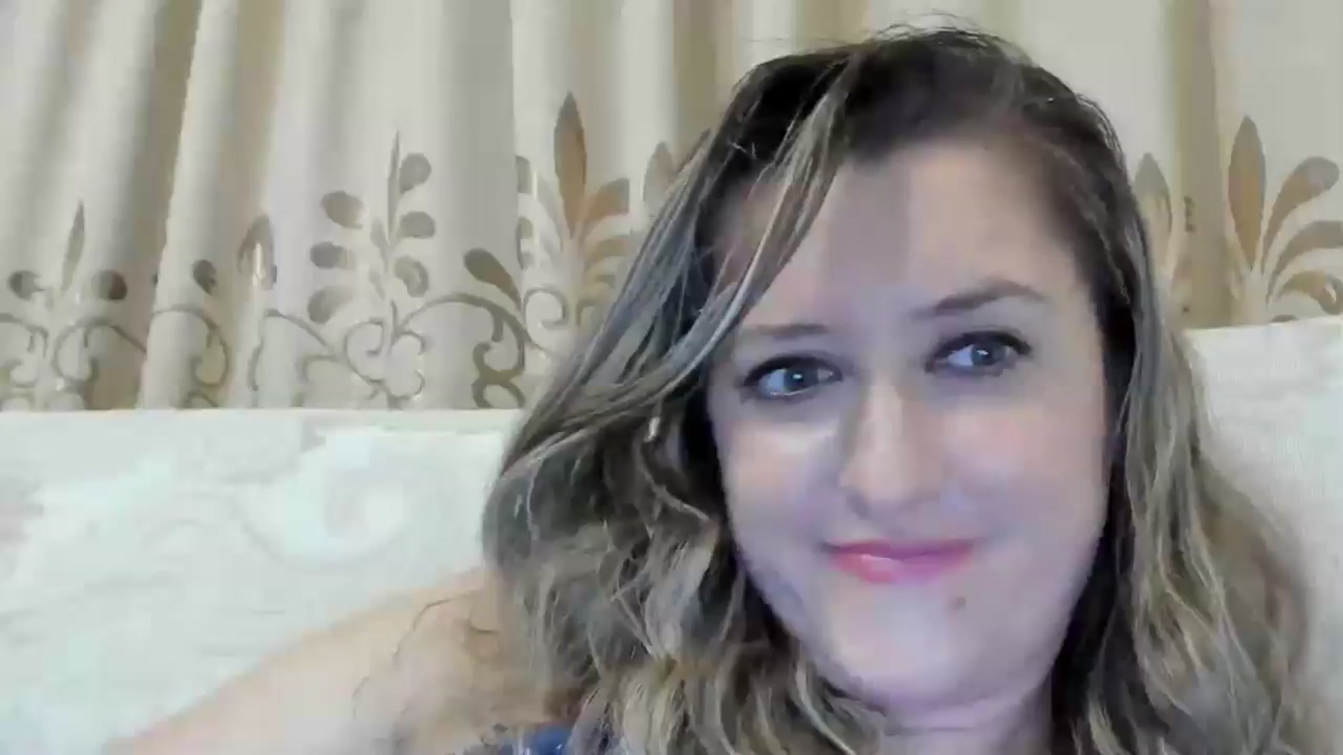 Gallery image thumbnail from BestDream's myfreecams stream on, 08/01/2024, 24:00 image 6 of 20