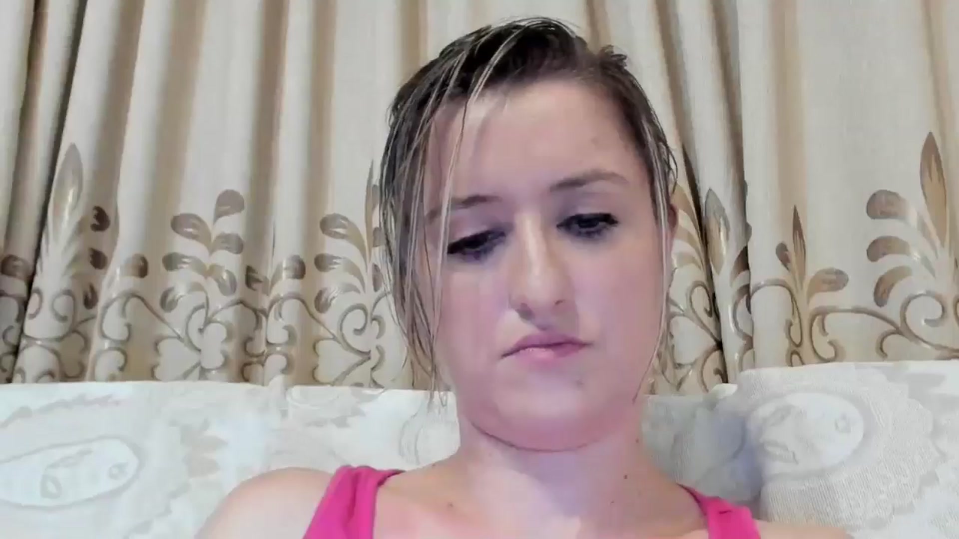 Gallery image thumbnail from BestDream's myfreecams stream on, 08/01/2024, 23:07 image 13 of 20