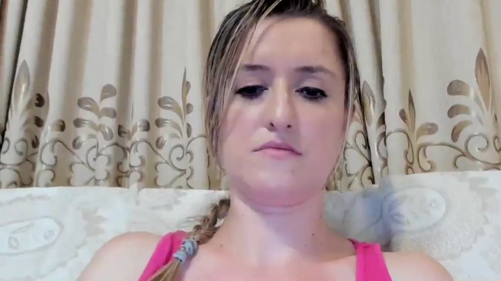 Gallery image thumbnail from BestDream's myfreecams stream on, 08/01/2024, 23:07 image 5 of 20