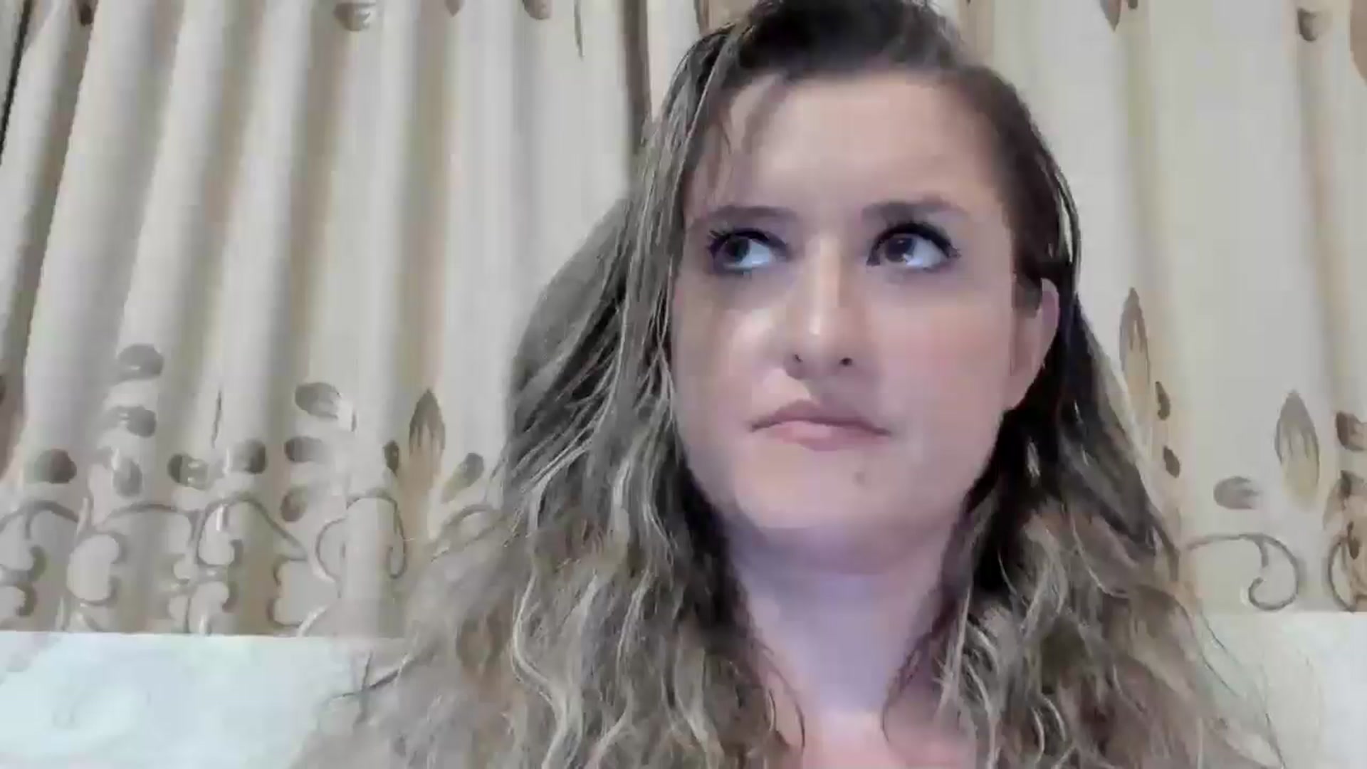 Gallery image thumbnail from BestDream's myfreecams stream on, 08/02/2024, 23:02 image 19 of 20