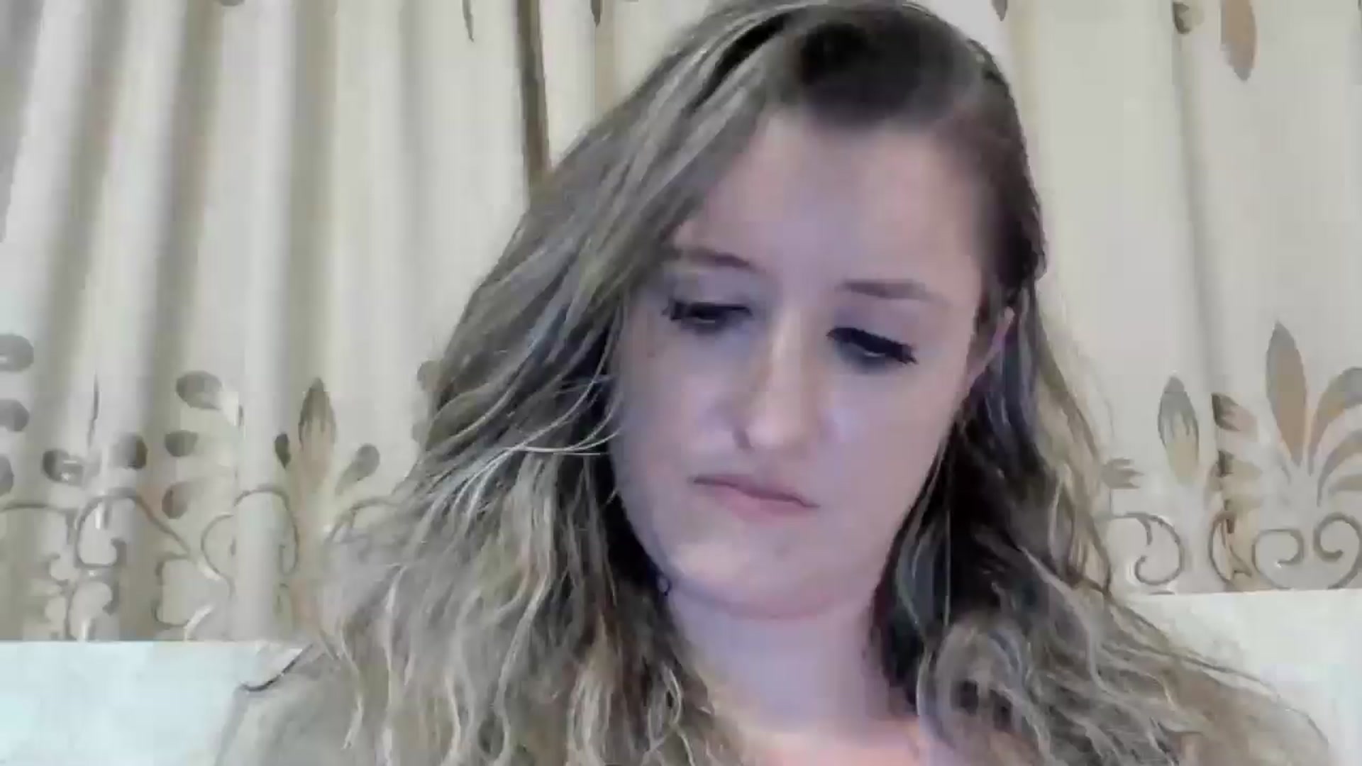 Gallery image thumbnail from BestDream's myfreecams stream on, 08/02/2024, 23:02 image 3 of 20