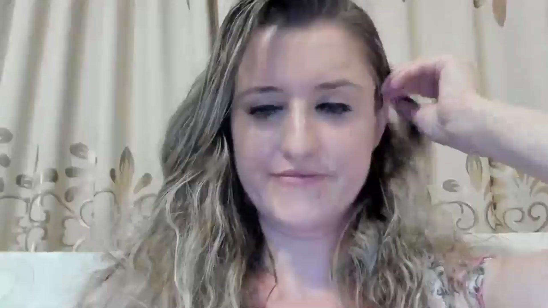 Gallery image thumbnail from BestDream's myfreecams stream on, 08/02/2024, 23:02 image 6 of 20