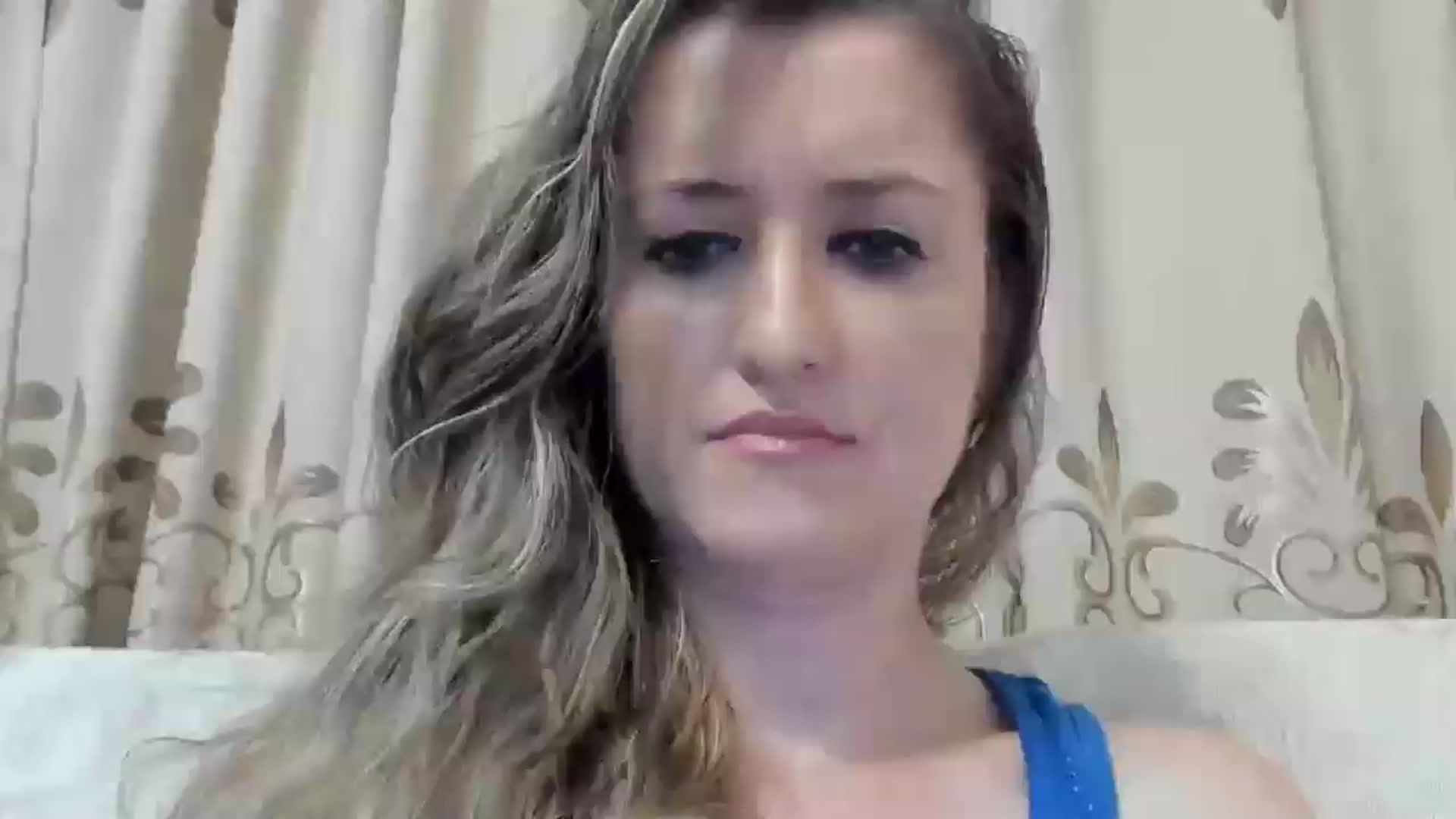 Gallery image thumbnail from BestDream's myfreecams stream on, 08/03/2024, 21:24 image 4 of 20