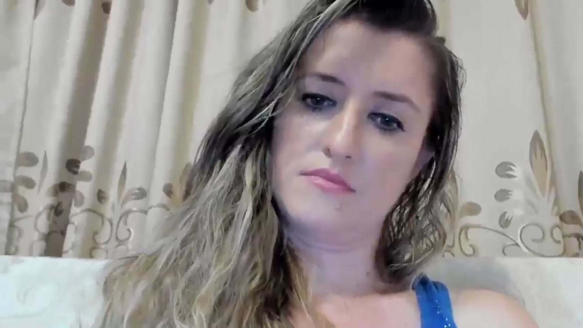 Gallery image thumbnail from BestDream's myfreecams stream on, 08/03/2024, 21:24 image 13 of 20