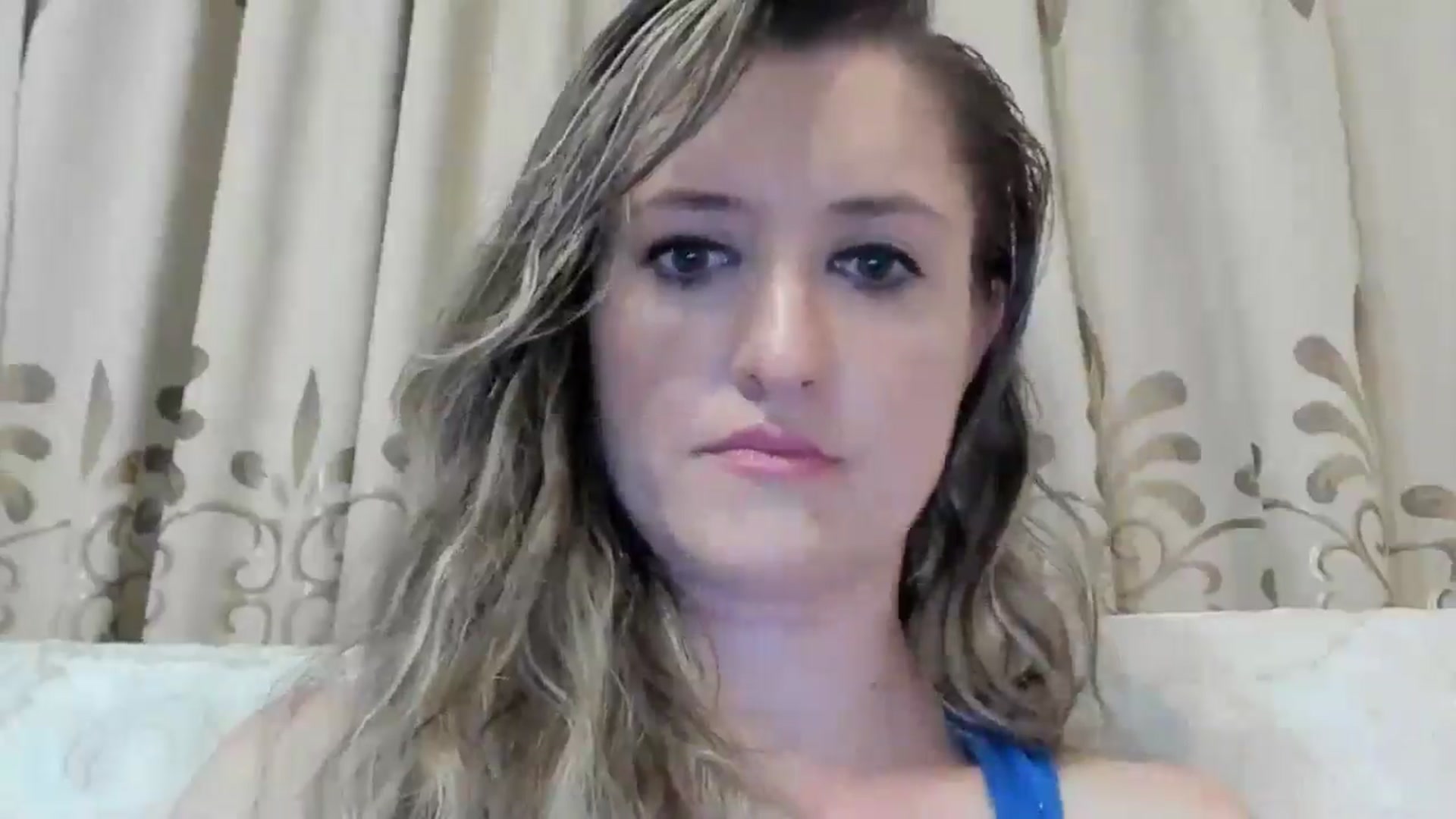 Gallery image thumbnail from BestDream's myfreecams stream on, 08/03/2024, 22:18 image 3 of 20