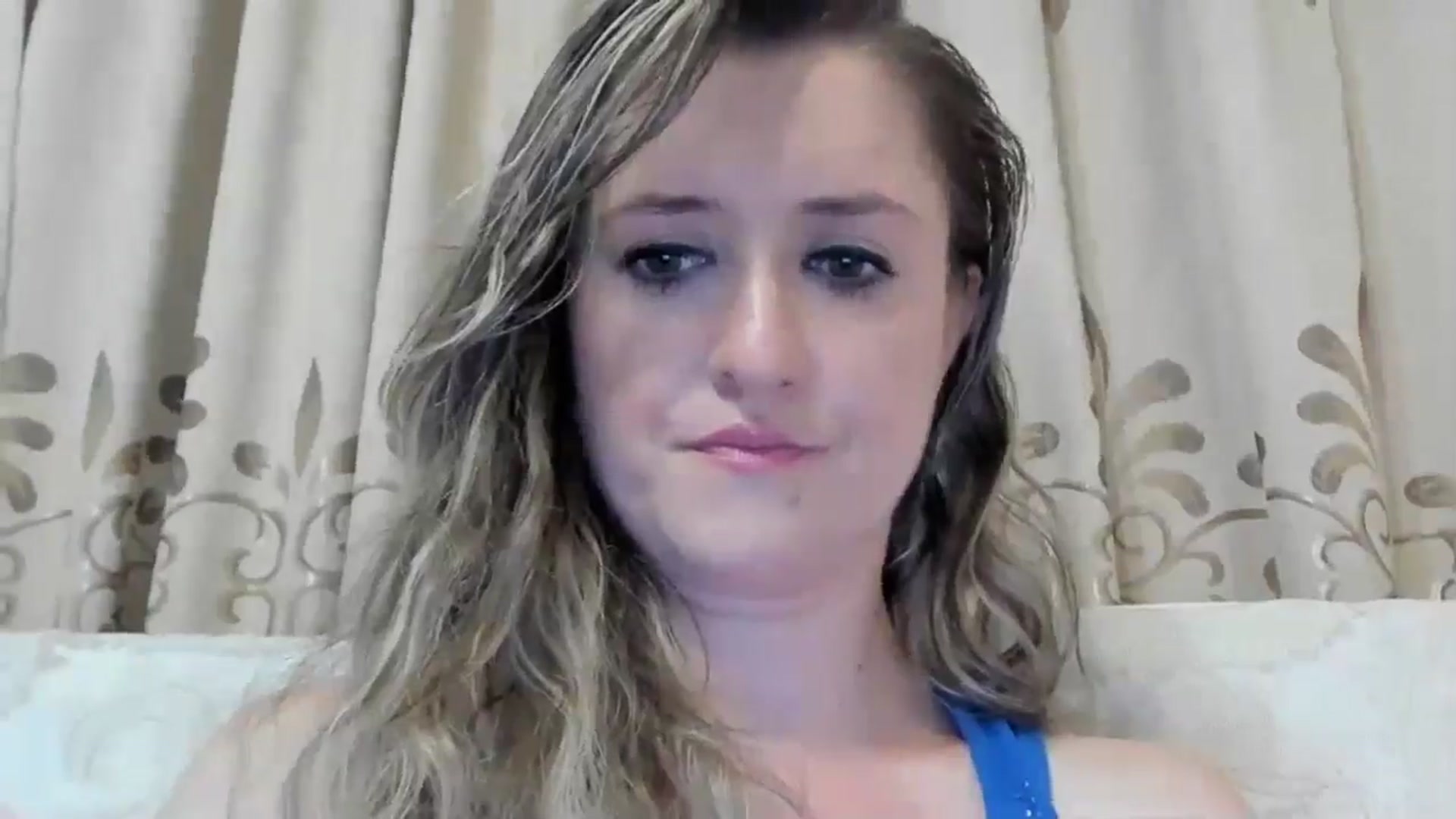Gallery image thumbnail from BestDream's myfreecams stream on, 08/03/2024, 22:18 image 2 of 20