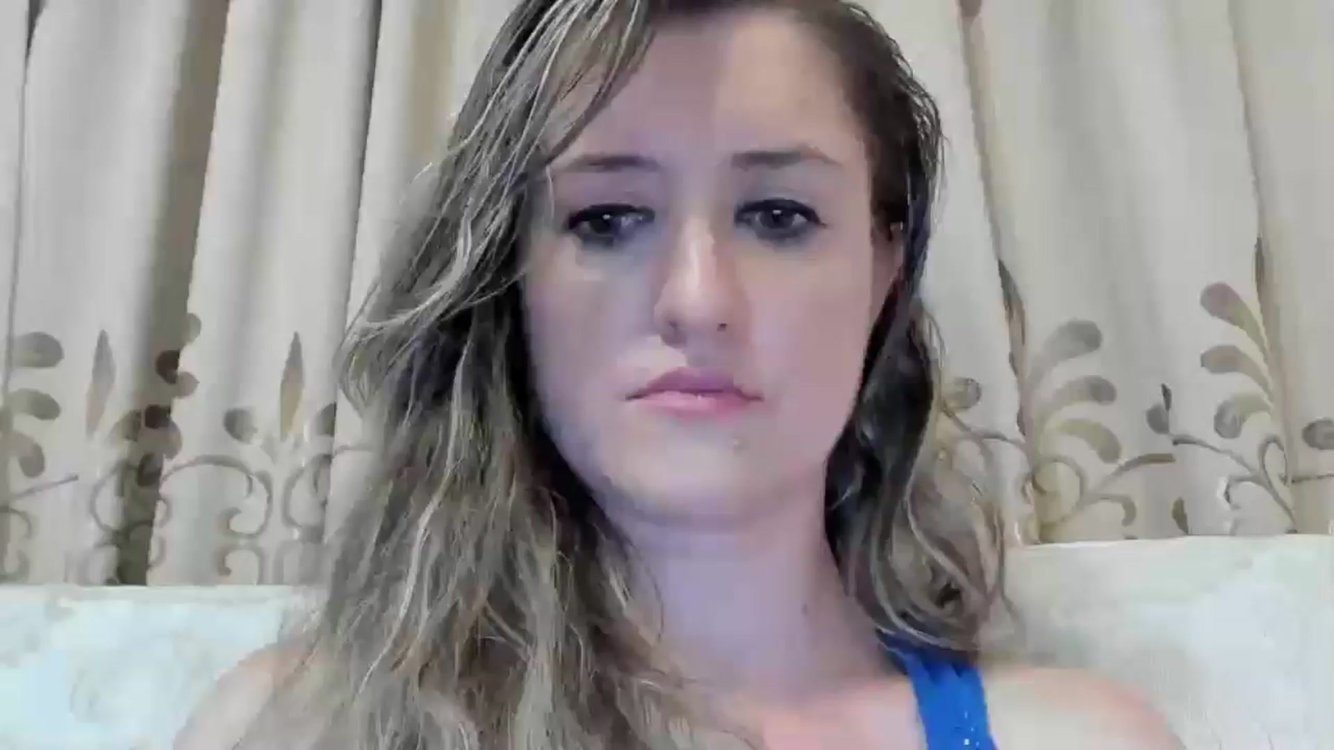 Gallery image thumbnail from BestDream's myfreecams stream on, 08/03/2024, 22:18 image 4 of 20