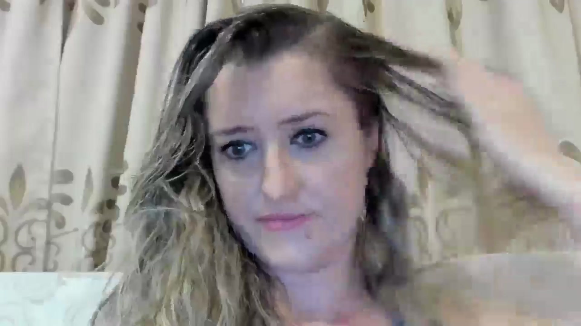 Gallery image thumbnail from BestDream's myfreecams stream on, 08/03/2024, 22:18 image 19 of 20