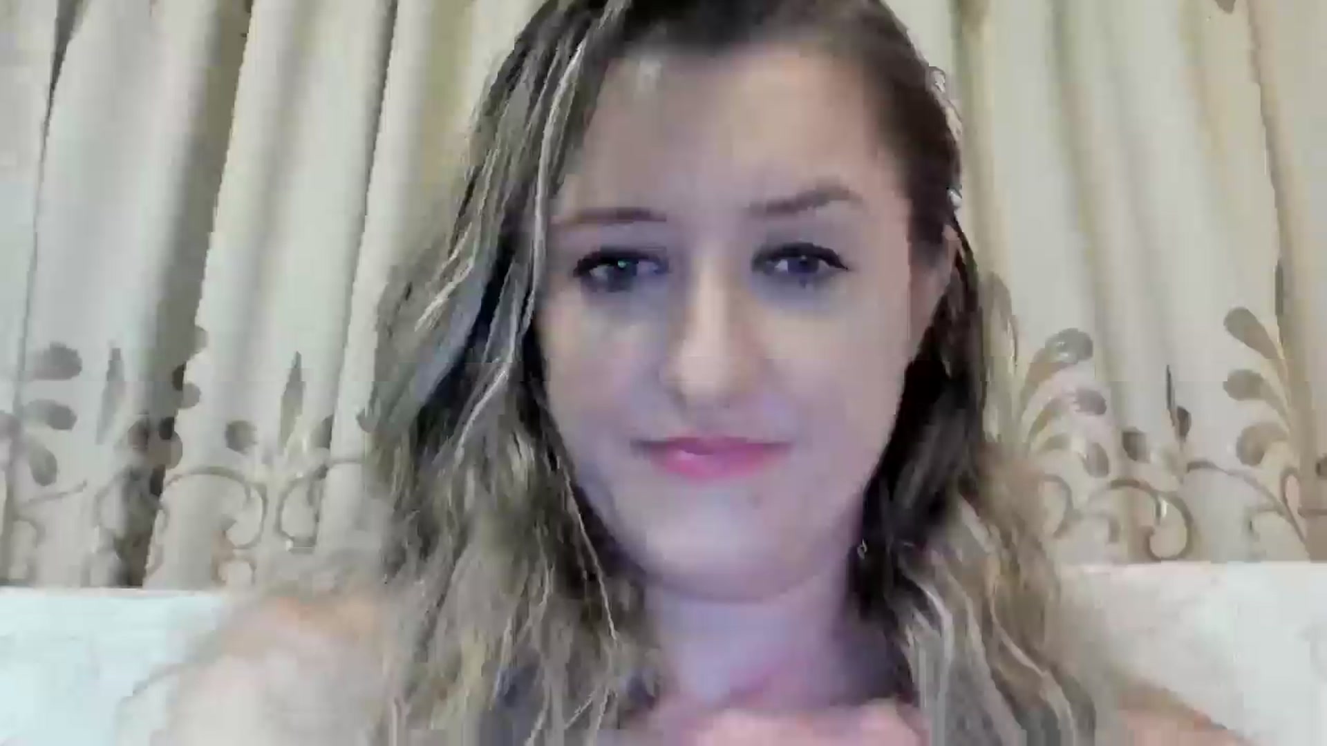 Gallery image thumbnail from BestDream's myfreecams stream on, 08/04/2024, 24:40 image 12 of 20