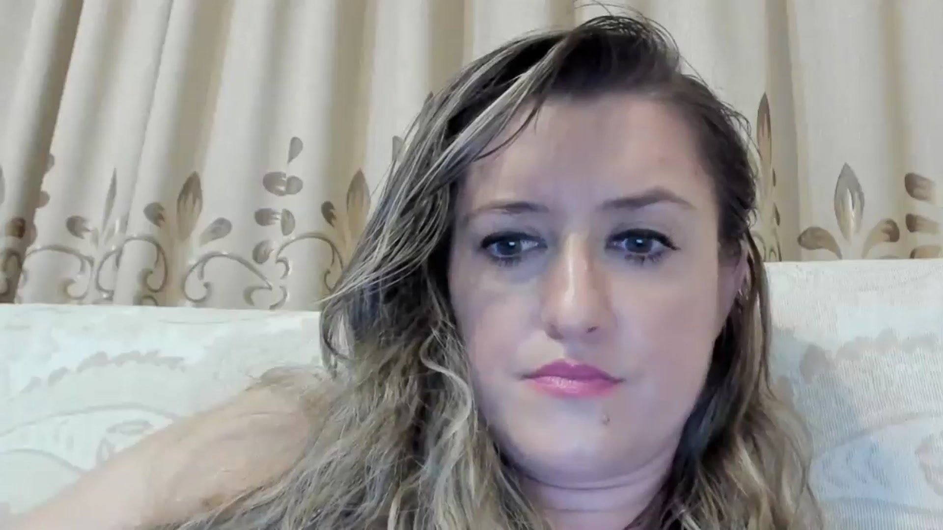 Gallery image thumbnail from BestDream's myfreecams stream on, 08/04/2024, 01:02 image 16 of 20