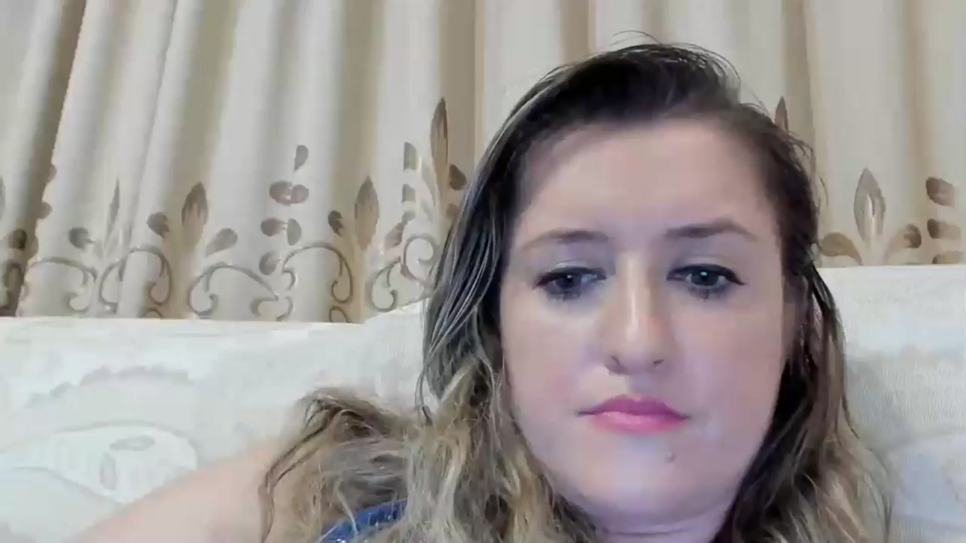 Gallery image thumbnail from BestDream's myfreecams stream on, 08/04/2024, 01:26 image 17 of 20