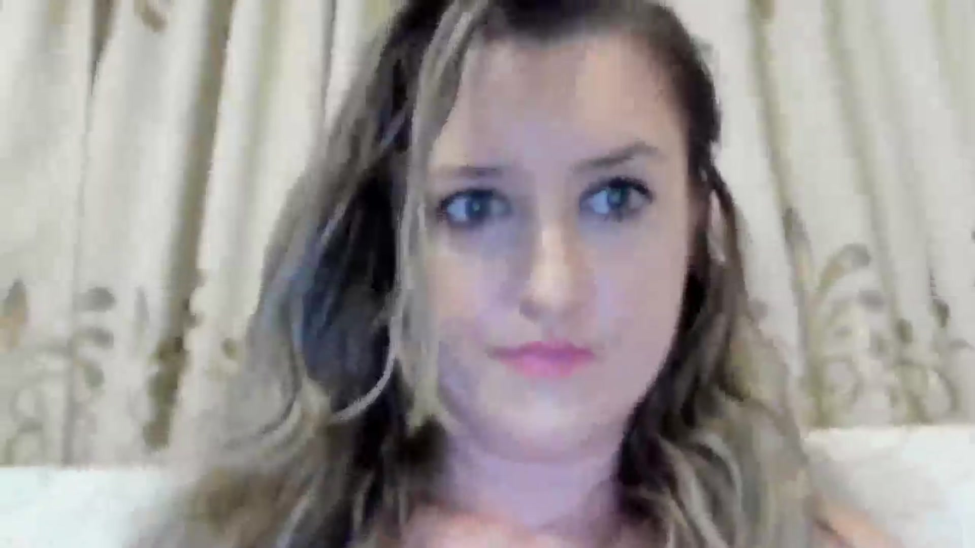 Gallery image thumbnail from BestDream's myfreecams stream on, 08/04/2024, 01:26 image 20 of 20