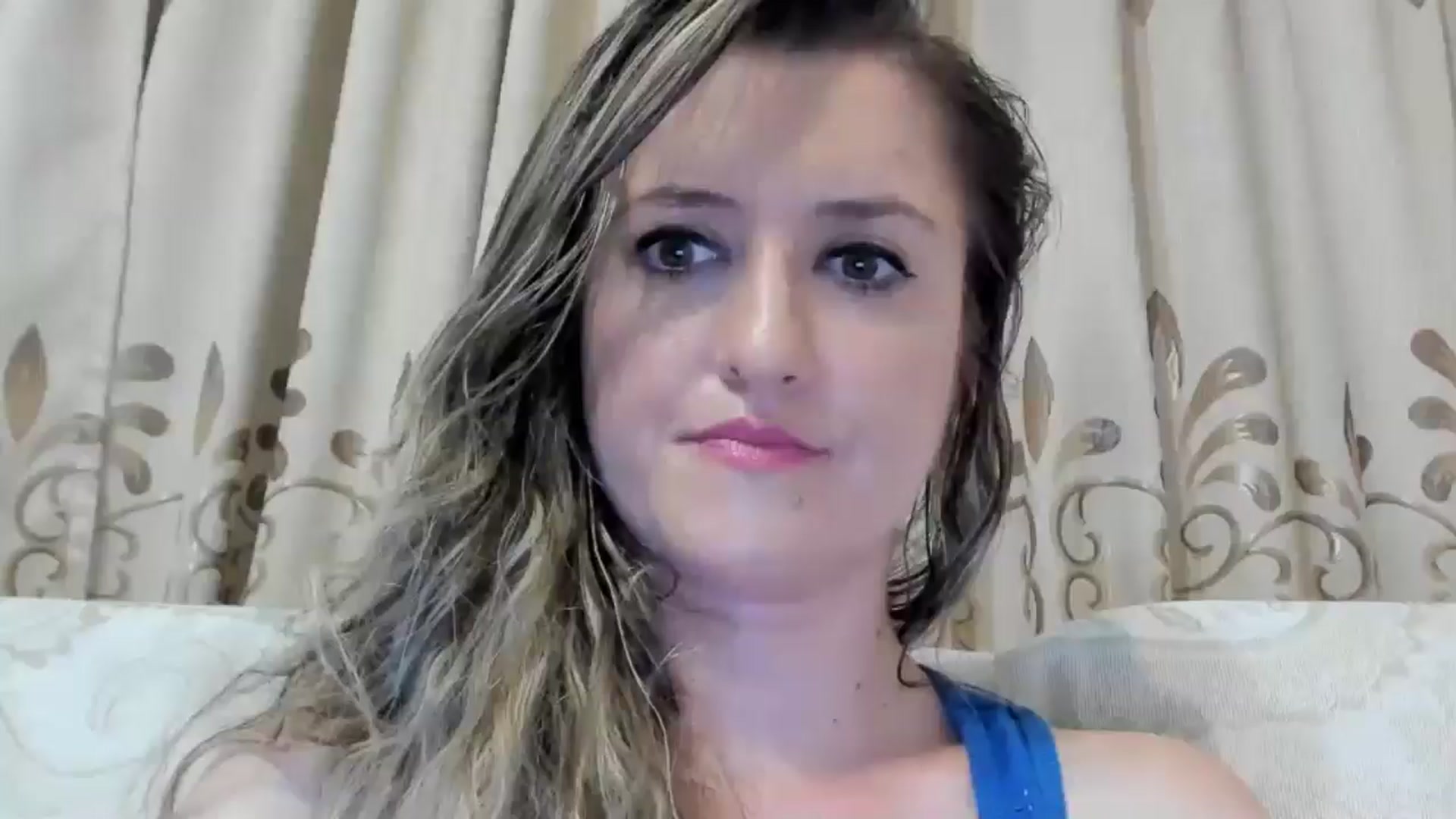 Gallery image thumbnail from BestDream's myfreecams stream on, 08/04/2024, 02:00 image 11 of 20