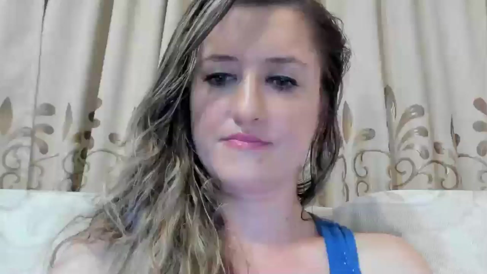 Gallery image thumbnail from BestDream's myfreecams stream on, 08/04/2024, 02:00 image 12 of 20