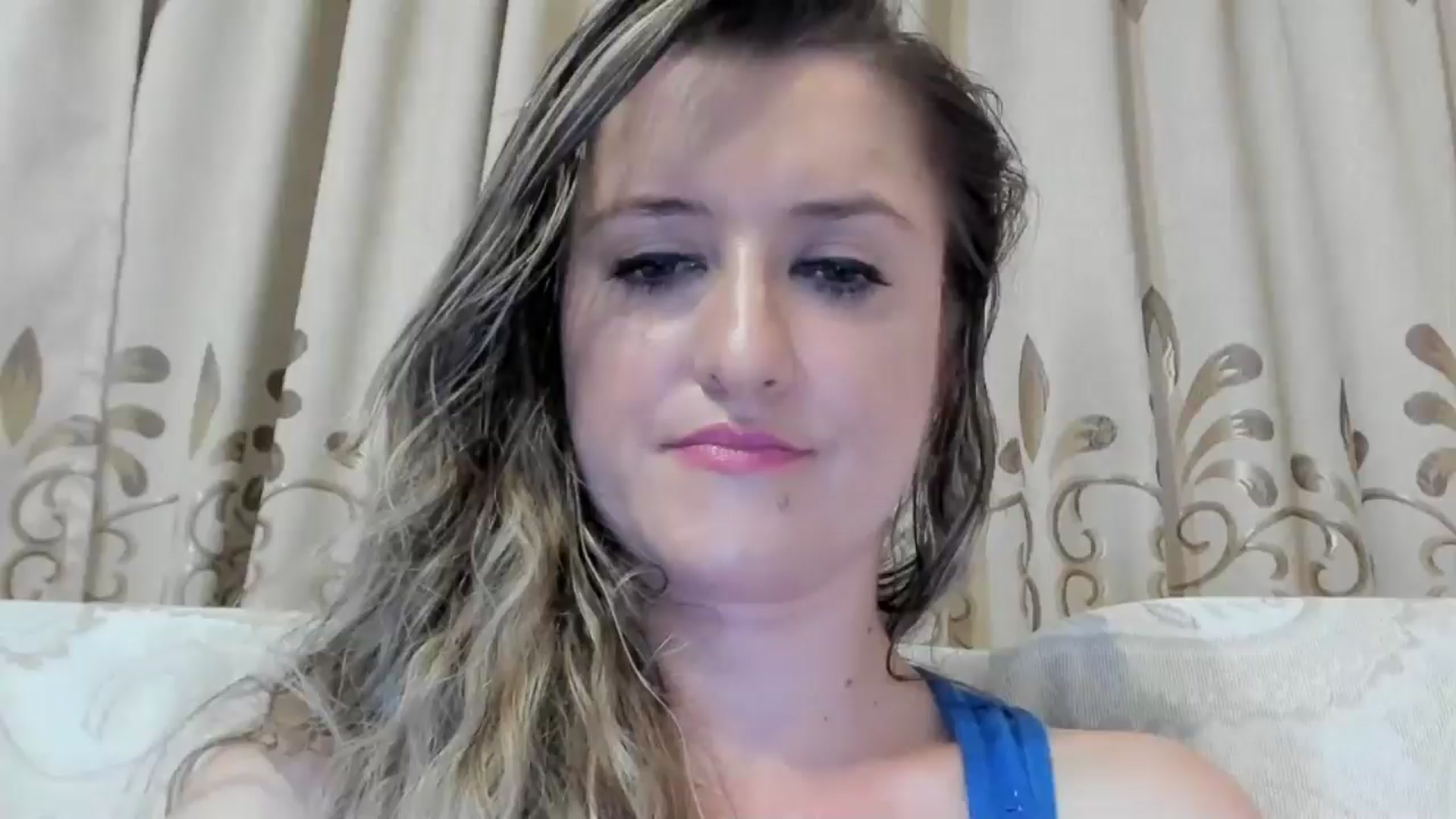 Gallery image thumbnail from BestDream's myfreecams stream on, 08/04/2024, 02:00 image 10 of 20
