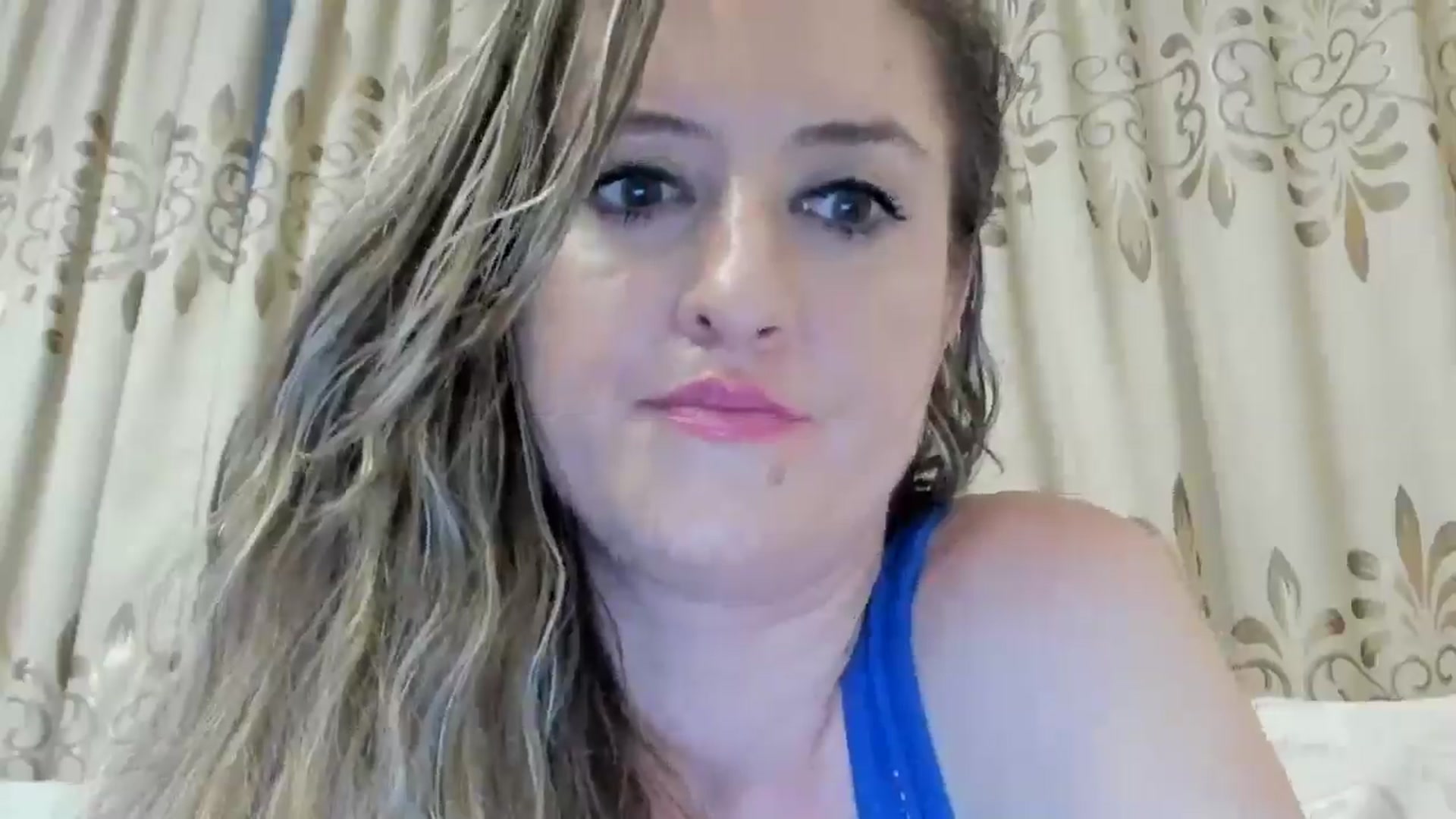 Gallery image thumbnail from BestDream's myfreecams stream on, 08/04/2024, 03:04 image 4 of 20
