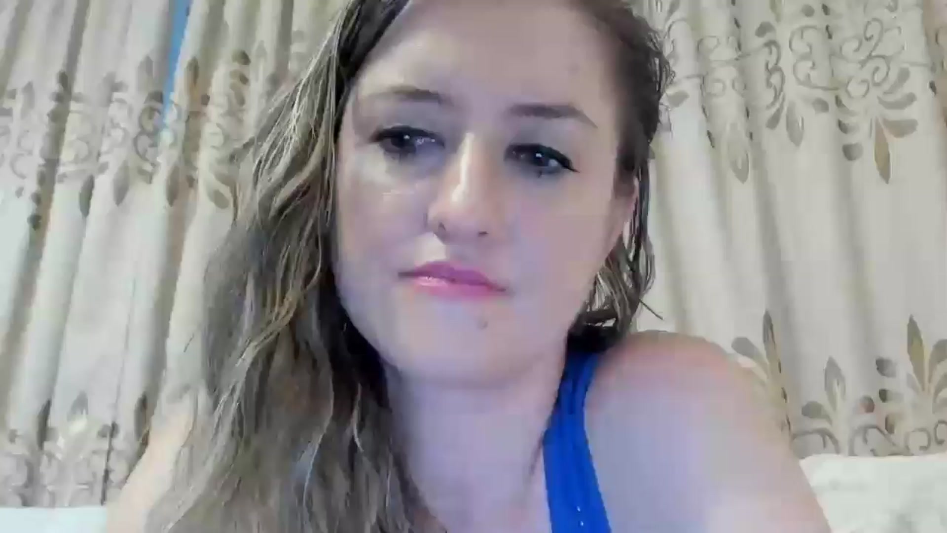 Gallery image thumbnail from BestDream's myfreecams stream on, 08/04/2024, 03:04 image 16 of 20