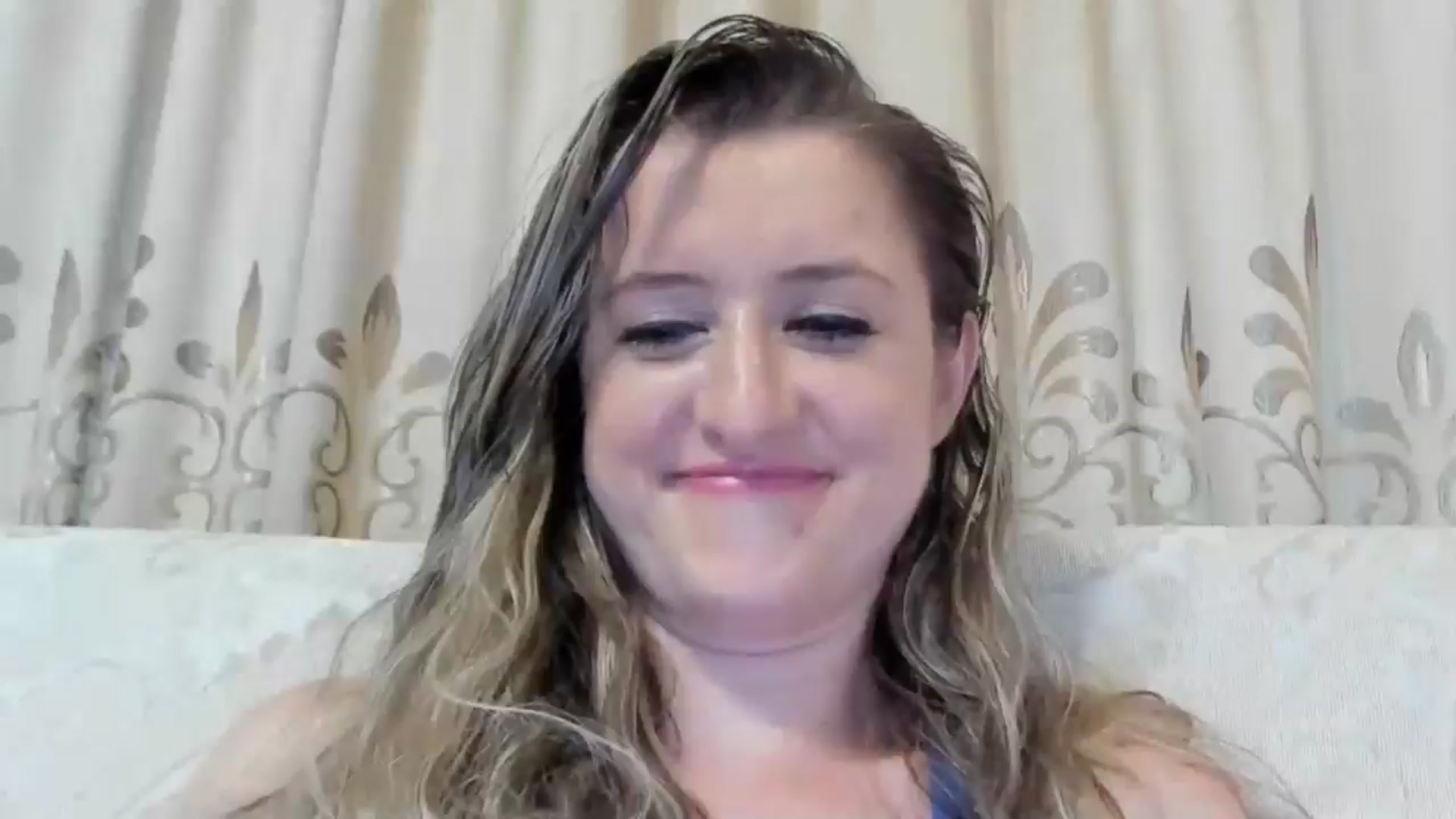 Gallery image thumbnail from BestDream's myfreecams stream on, 08/04/2024, 03:43 image 9 of 20