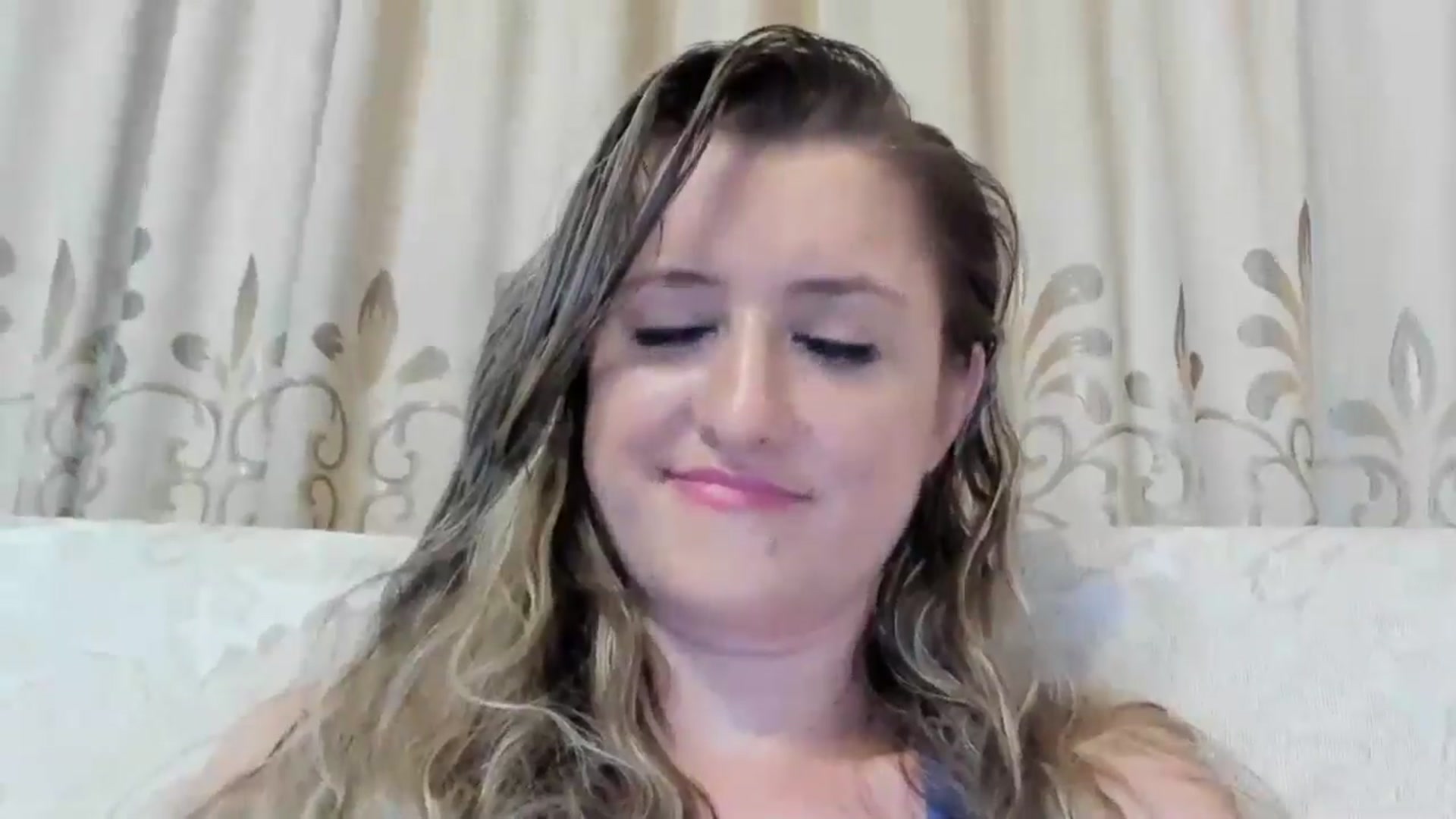Gallery image thumbnail from BestDream's myfreecams stream on, 08/04/2024, 03:43 image 15 of 20