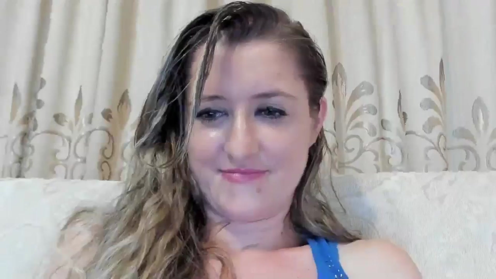 Gallery image thumbnail from BestDream's myfreecams stream on, 08/04/2024, 03:43 image 4 of 20
