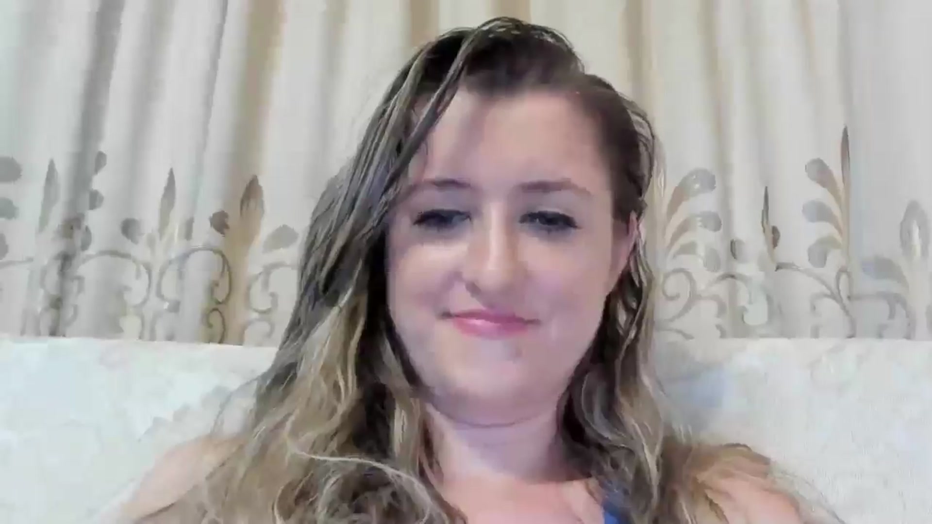 Gallery image thumbnail from BestDream's myfreecams stream on, 08/04/2024, 03:43 image 11 of 20