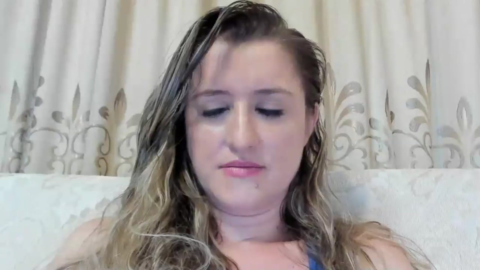 Gallery image thumbnail from BestDream's myfreecams stream on, 08/04/2024, 03:43 image 7 of 20