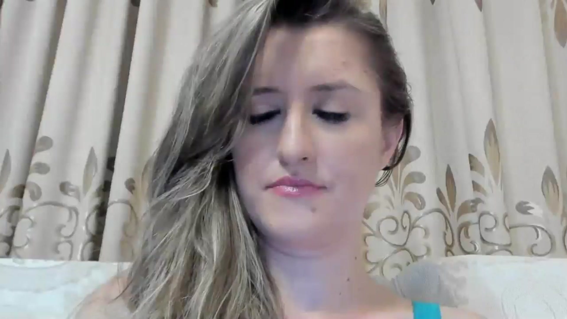 Gallery image thumbnail from BestDream's myfreecams stream on, 08/04/2024, 21:48 image 19 of 20