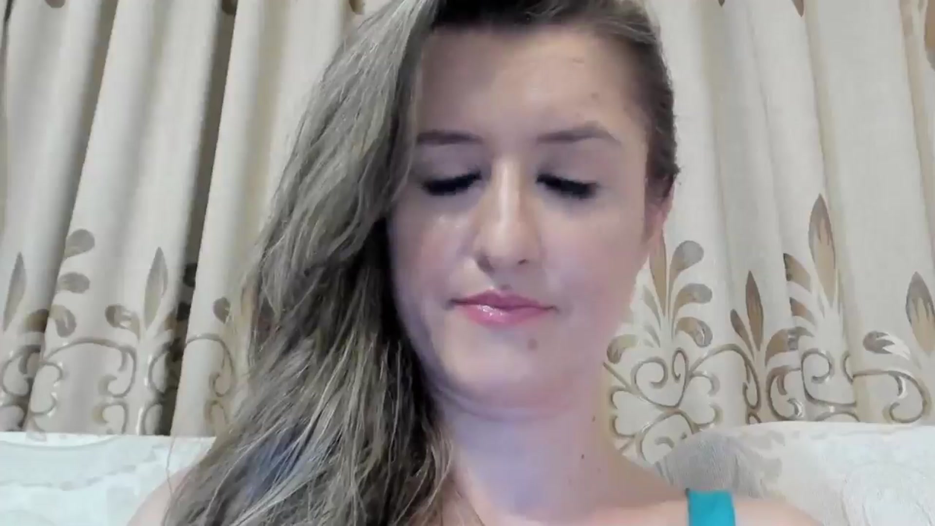 Gallery image thumbnail from BestDream's myfreecams stream on, 08/04/2024, 21:48 image 2 of 20