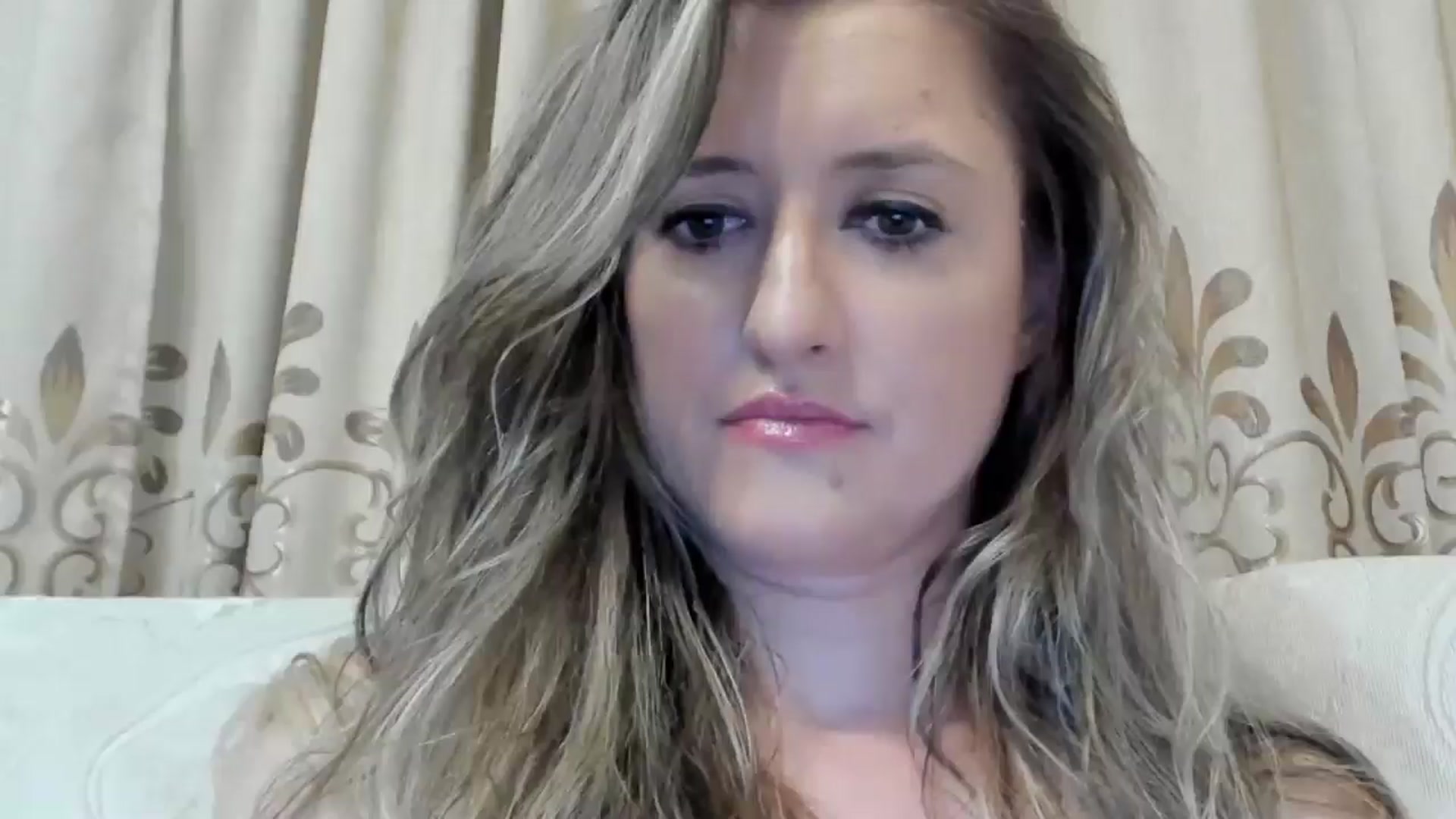 Gallery image thumbnail from BestDream's myfreecams stream on, 08/04/2024, 22:35 image 1 of 20