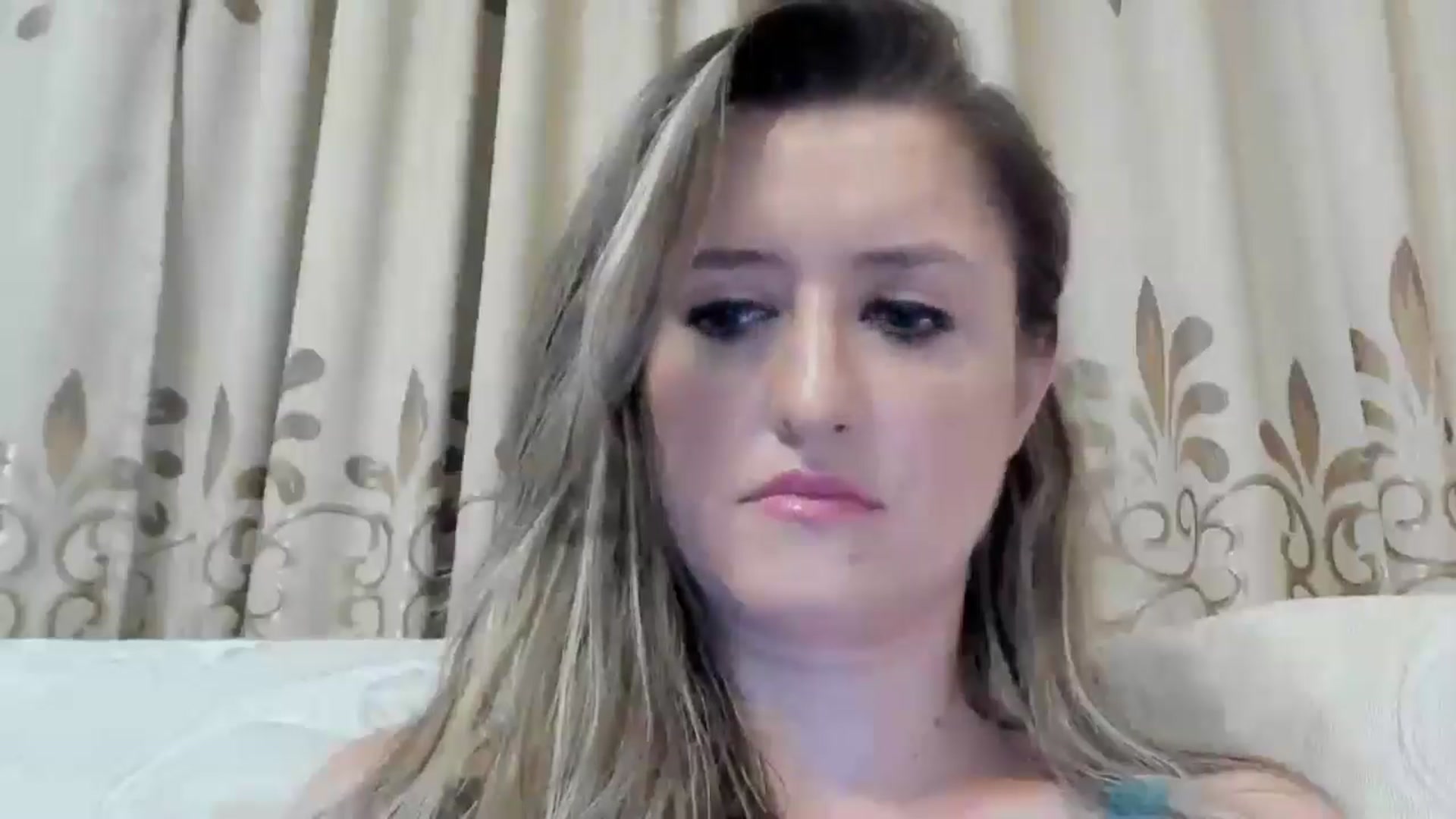 Gallery image thumbnail from BestDream's myfreecams stream on, 08/04/2024, 22:35 image 20 of 20