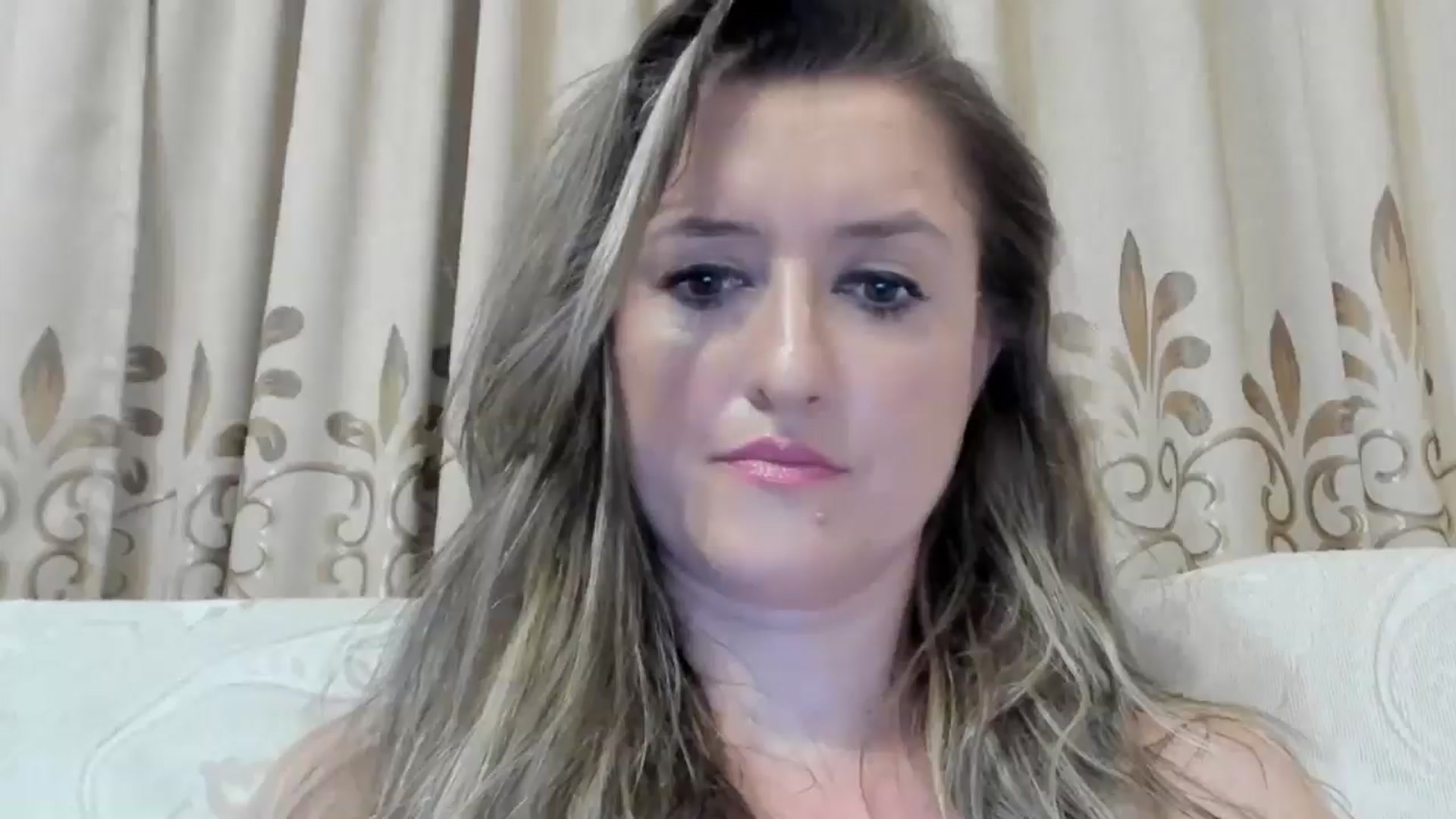 Gallery image thumbnail from BestDream's myfreecams stream on, 08/04/2024, 22:54 image 18 of 20
