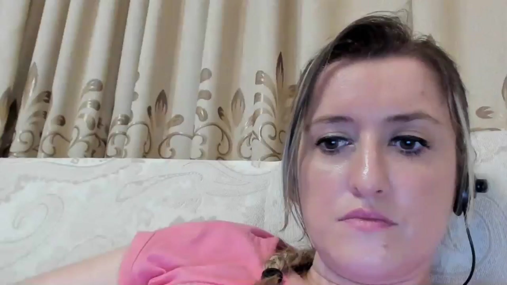 Gallery image thumbnail from BestDream's myfreecams stream on, 08/05/2024, 22:47 image 19 of 20
