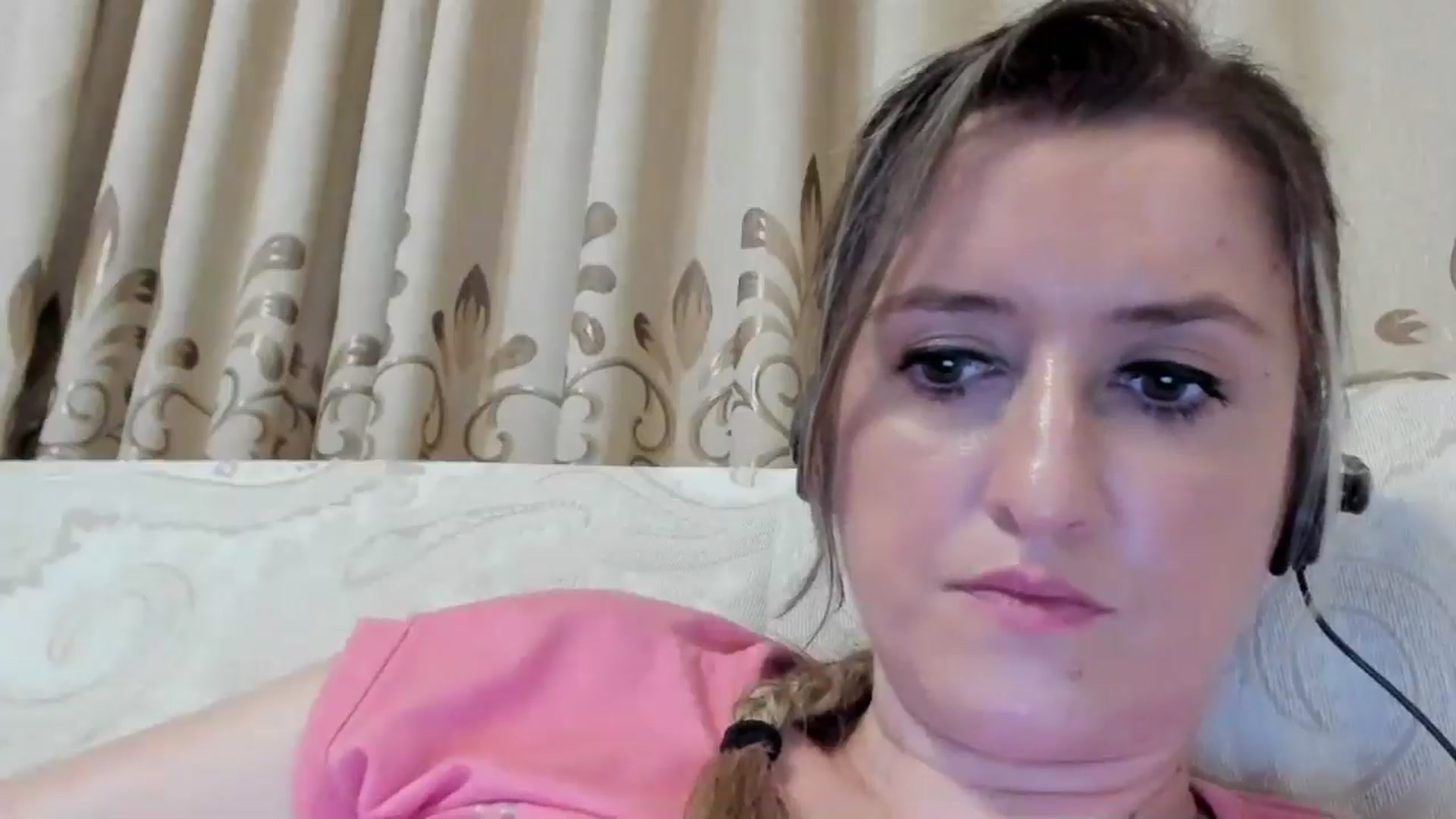 Gallery image thumbnail from BestDream's myfreecams stream on, 08/05/2024, 23:02 image 9 of 20