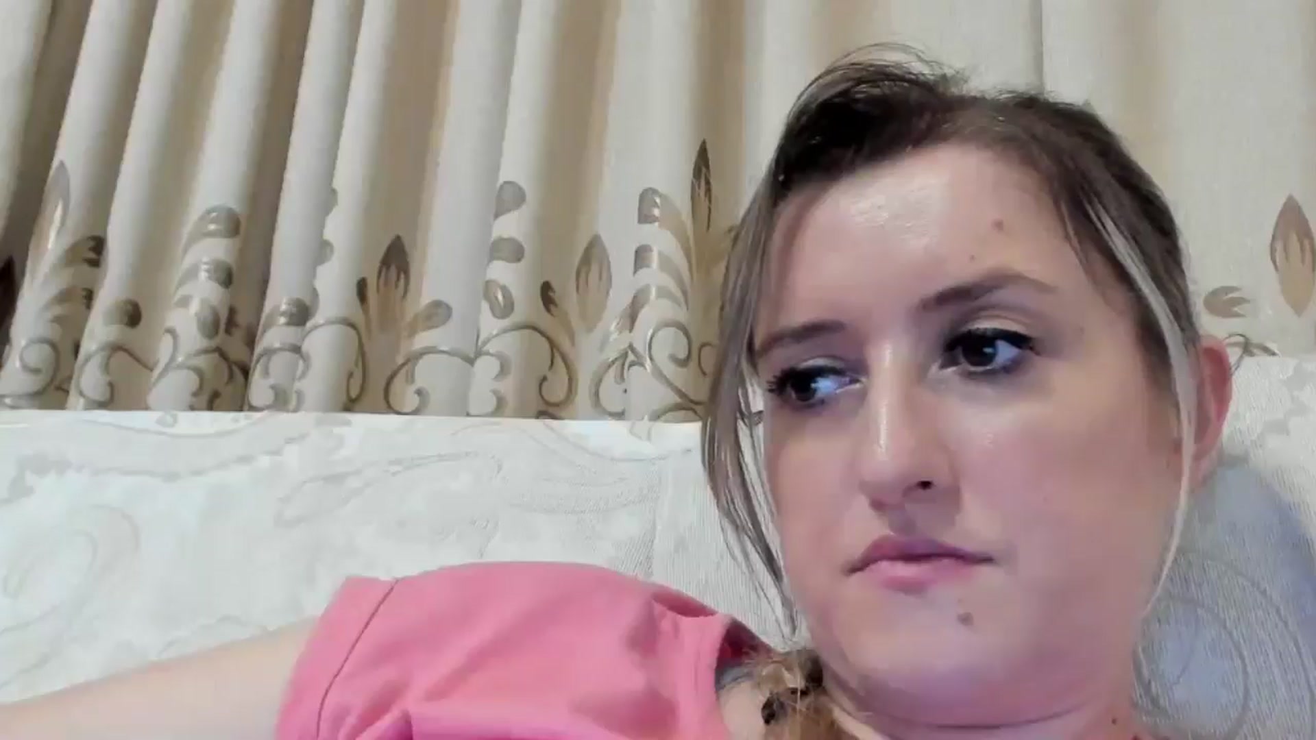 Gallery image thumbnail from BestDream's myfreecams stream on, 08/05/2024, 23:51 image 19 of 20