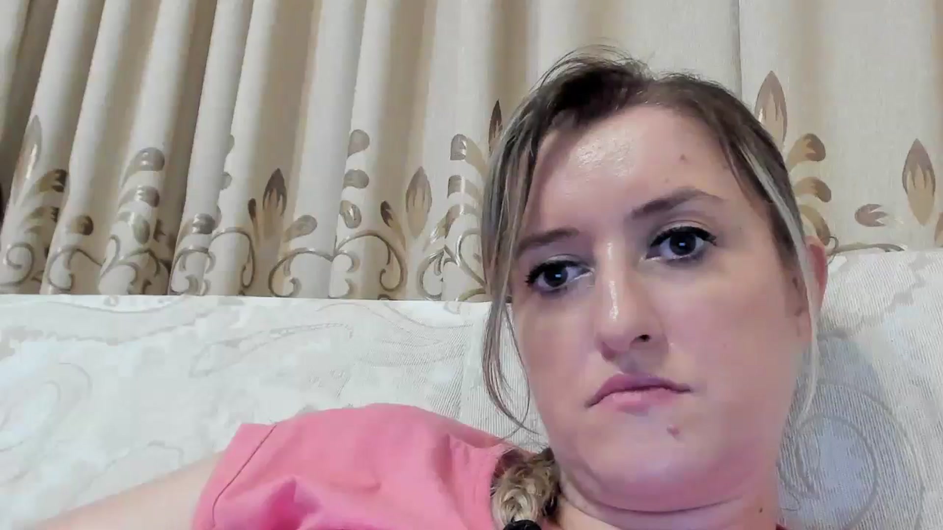 Gallery image thumbnail from BestDream's myfreecams stream on, 08/05/2024, 23:51 image 2 of 20