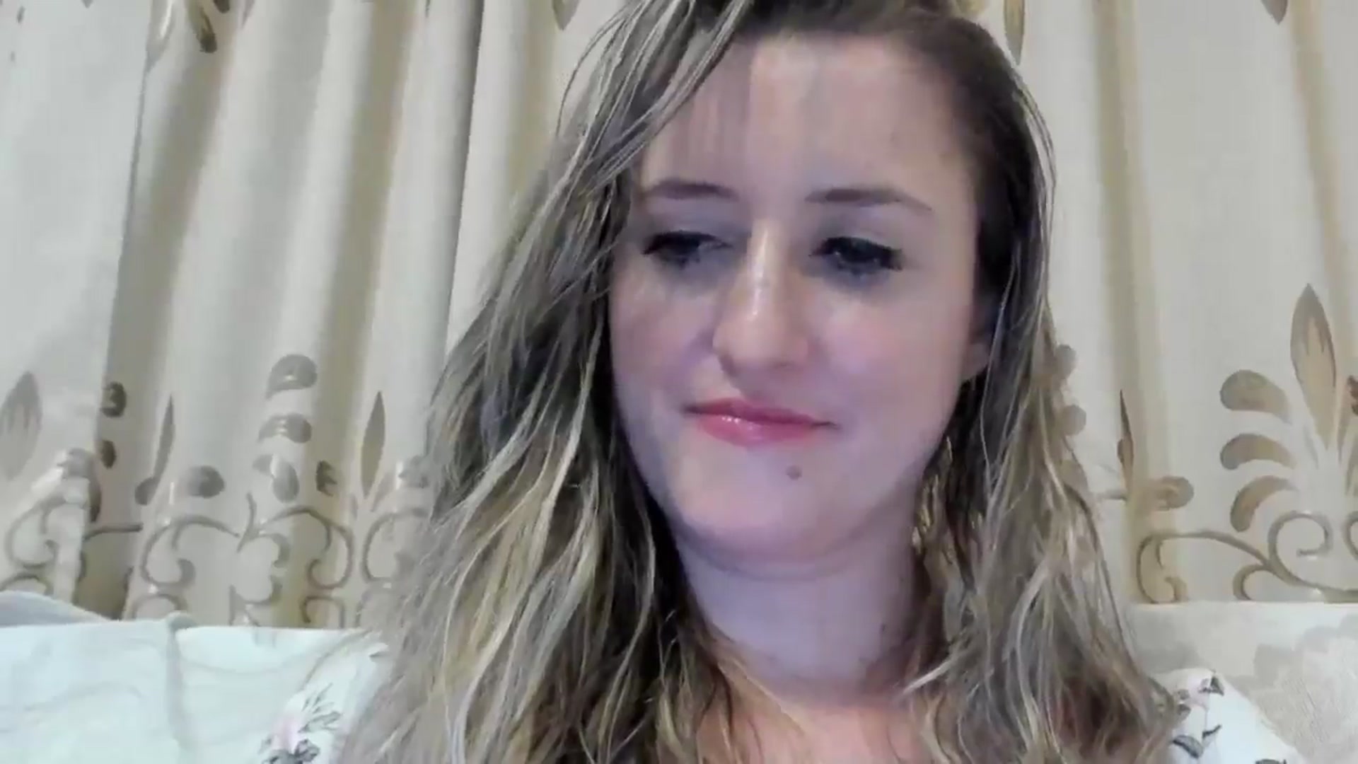 Gallery image thumbnail from BestDream's myfreecams stream on, 08/07/2024, 22:33 image 15 of 20