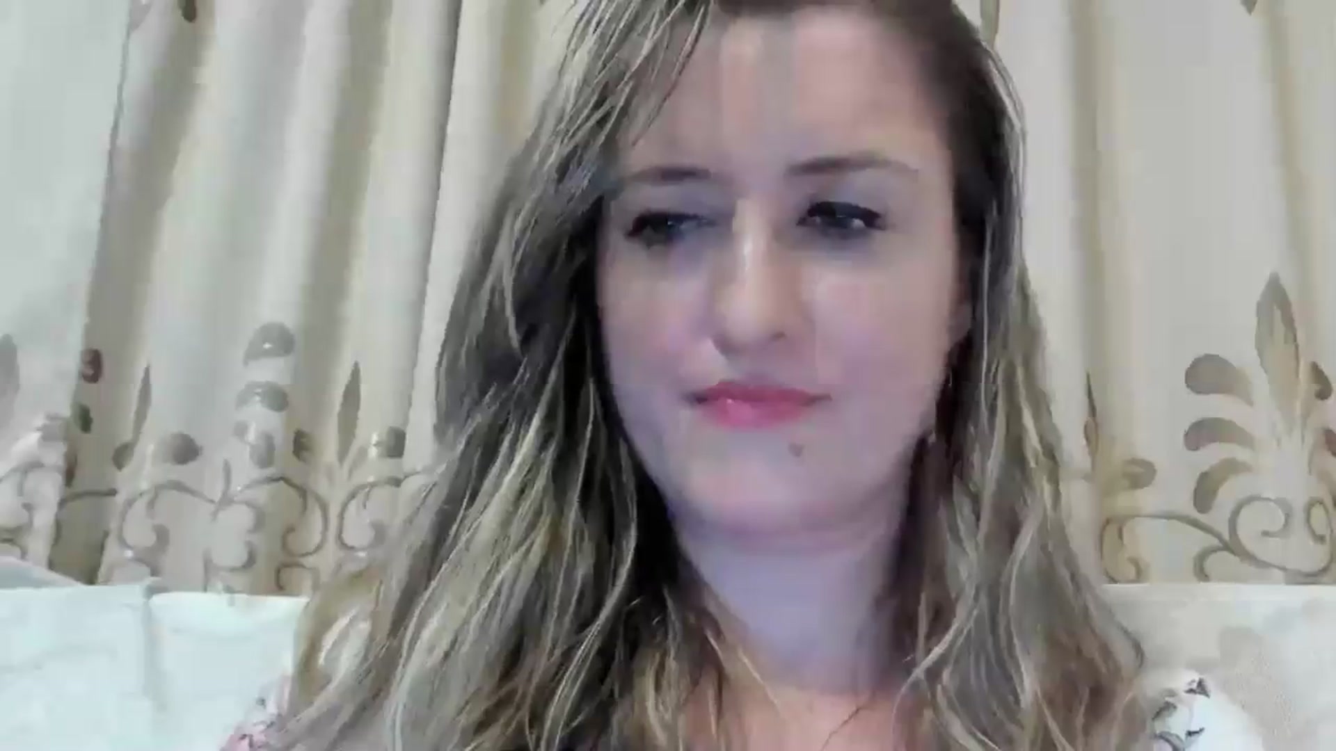 Gallery image thumbnail from BestDream's myfreecams stream on, 08/07/2024, 22:33 image 7 of 20