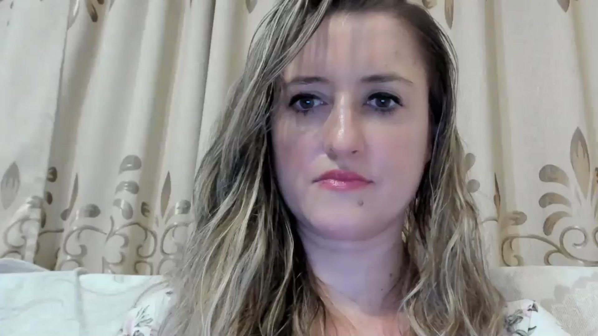 Gallery image thumbnail from BestDream's myfreecams stream on, 08/07/2024, 22:33 image 16 of 20