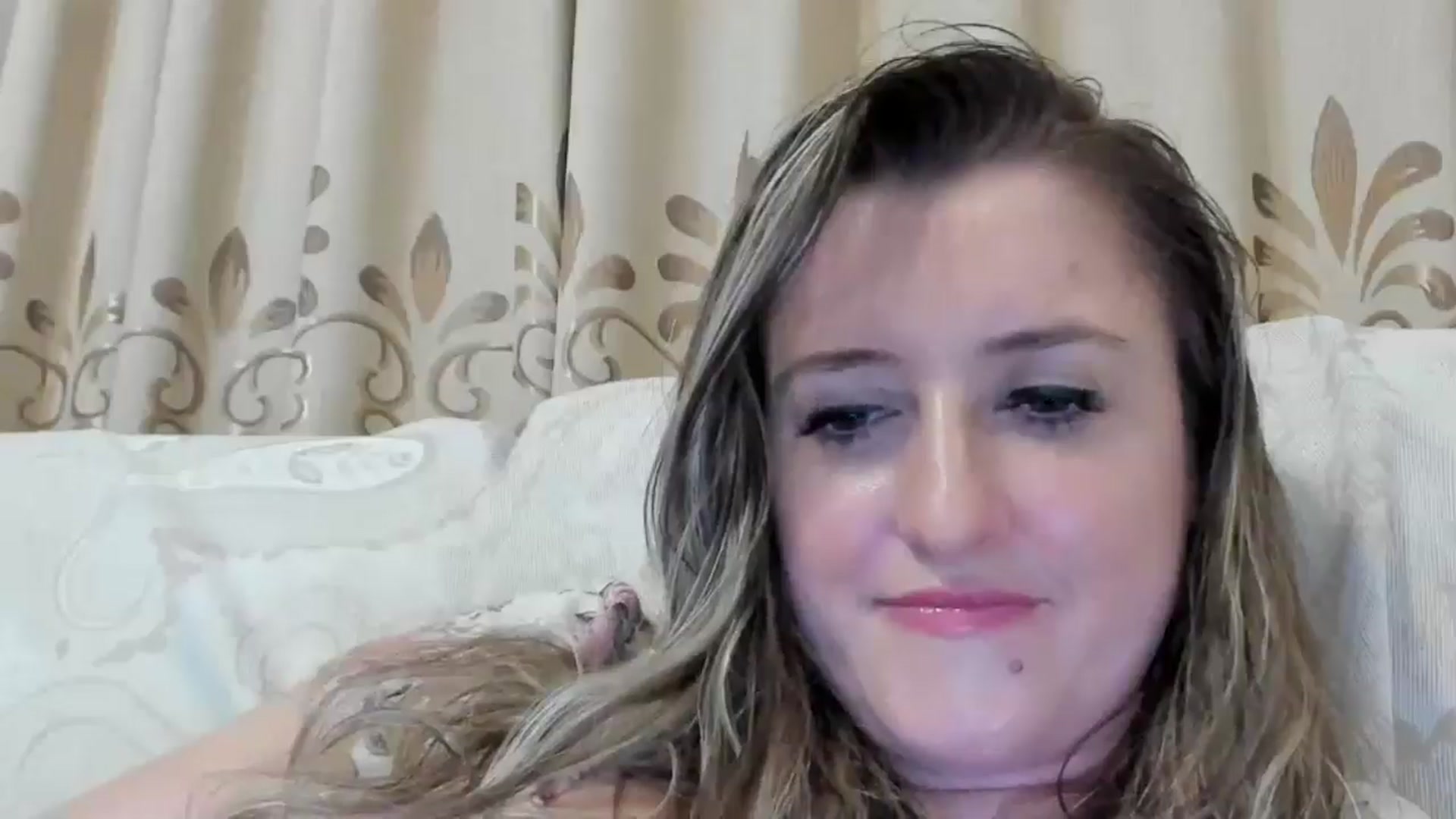 Gallery image thumbnail from BestDream's myfreecams stream on, 08/08/2024, 24:01 image 9 of 20