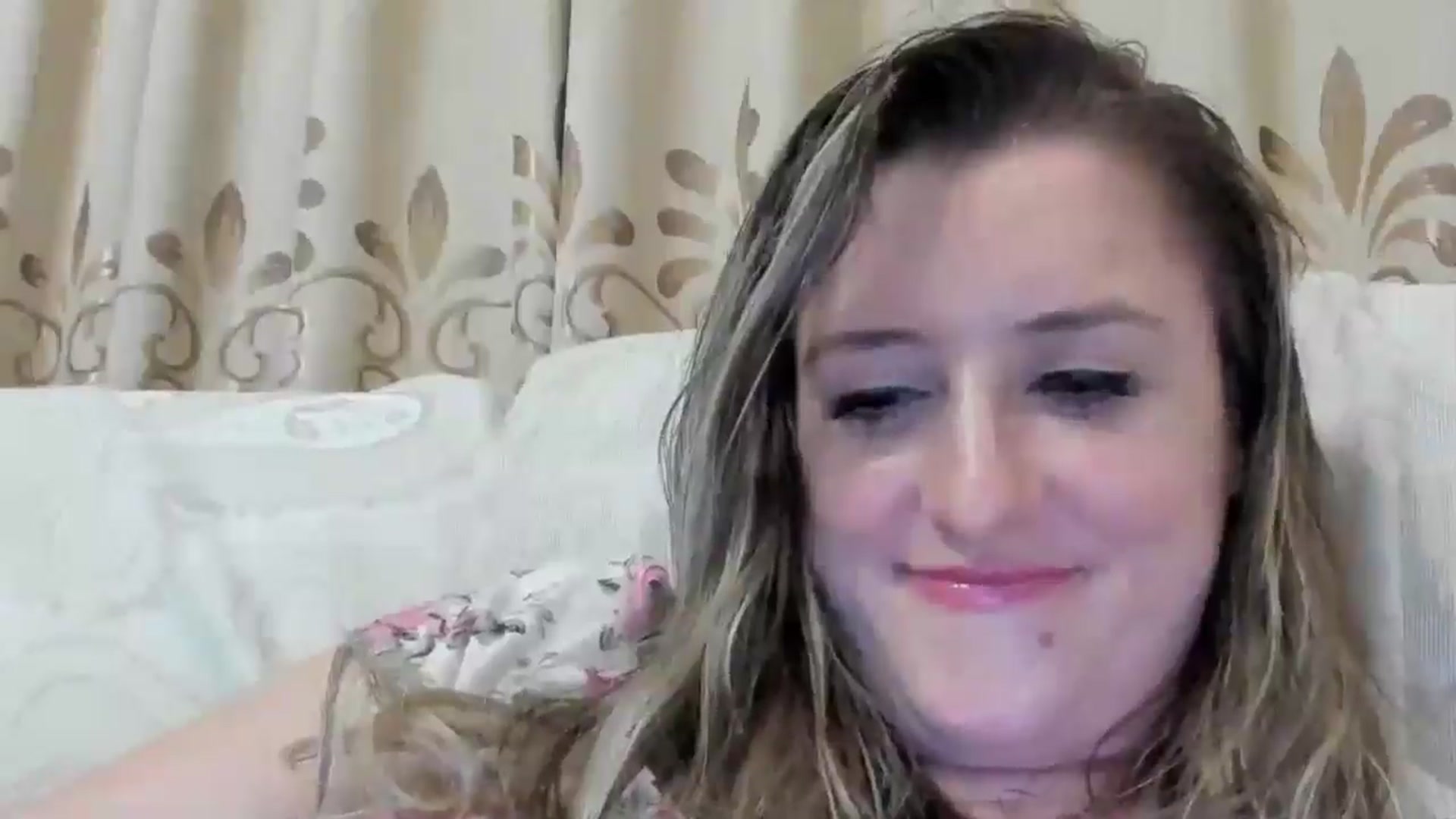 Gallery image thumbnail from BestDream's myfreecams stream on, 08/08/2024, 24:01 image 13 of 20
