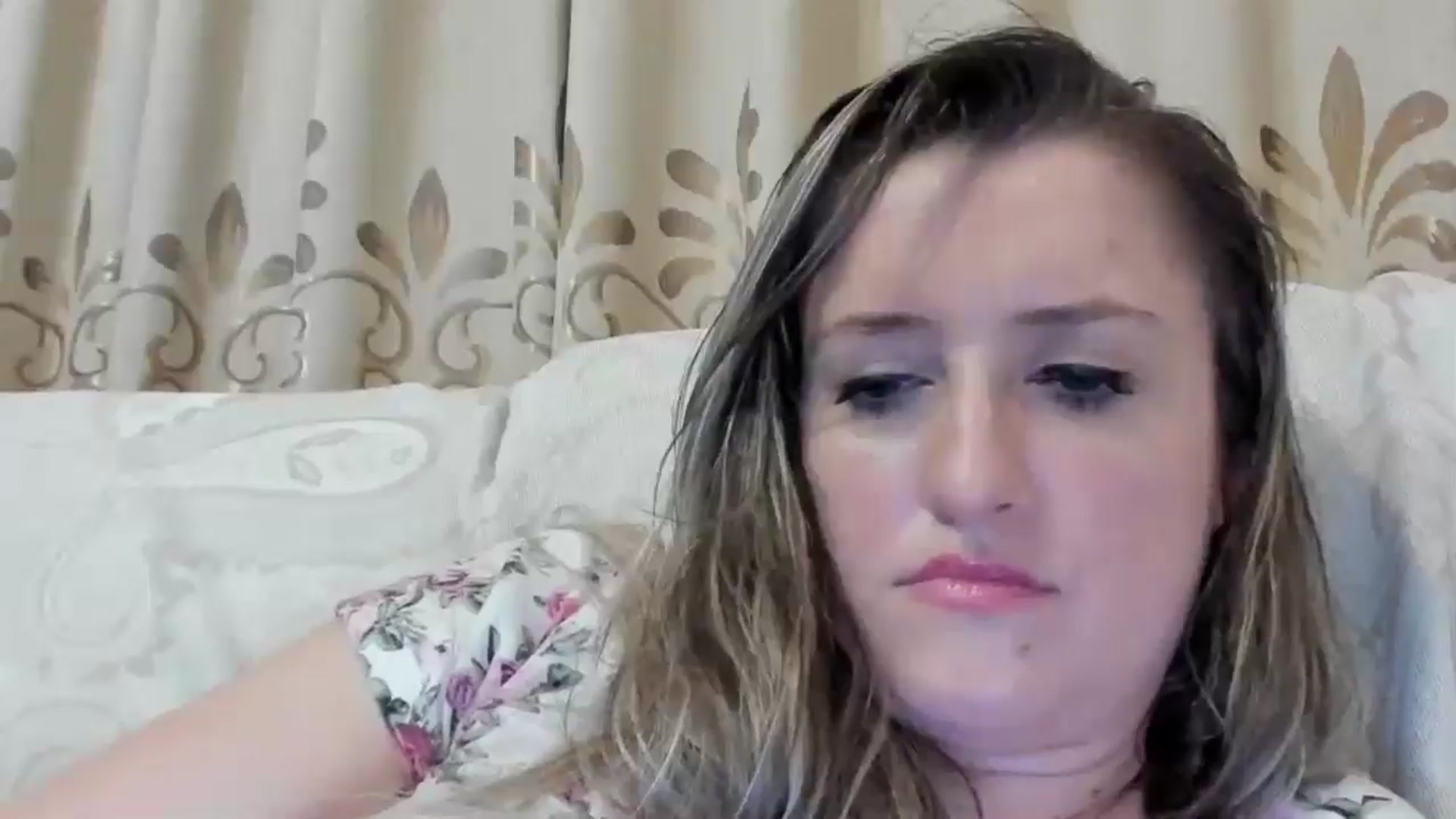 Gallery image thumbnail from BestDream's myfreecams stream on, 08/08/2024, 01:03 image 3 of 20