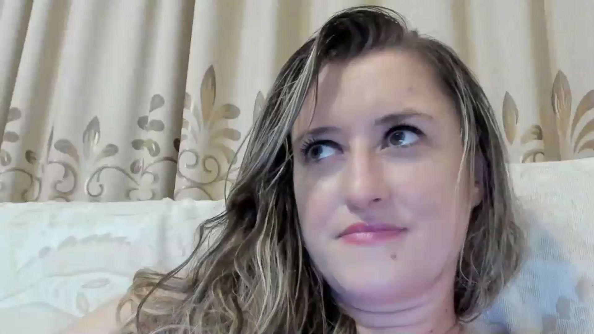 Gallery image thumbnail from BestDream's myfreecams stream on, 08/09/2024, 24:40 image 1 of 20
