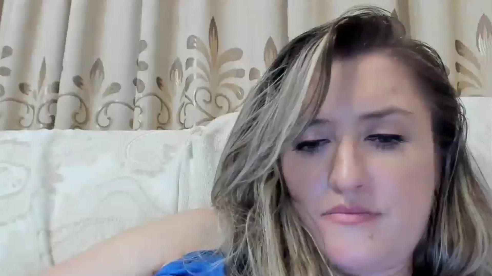 Gallery image thumbnail from BestDream's myfreecams stream on, 08/10/2024, 02:06 image 17 of 20