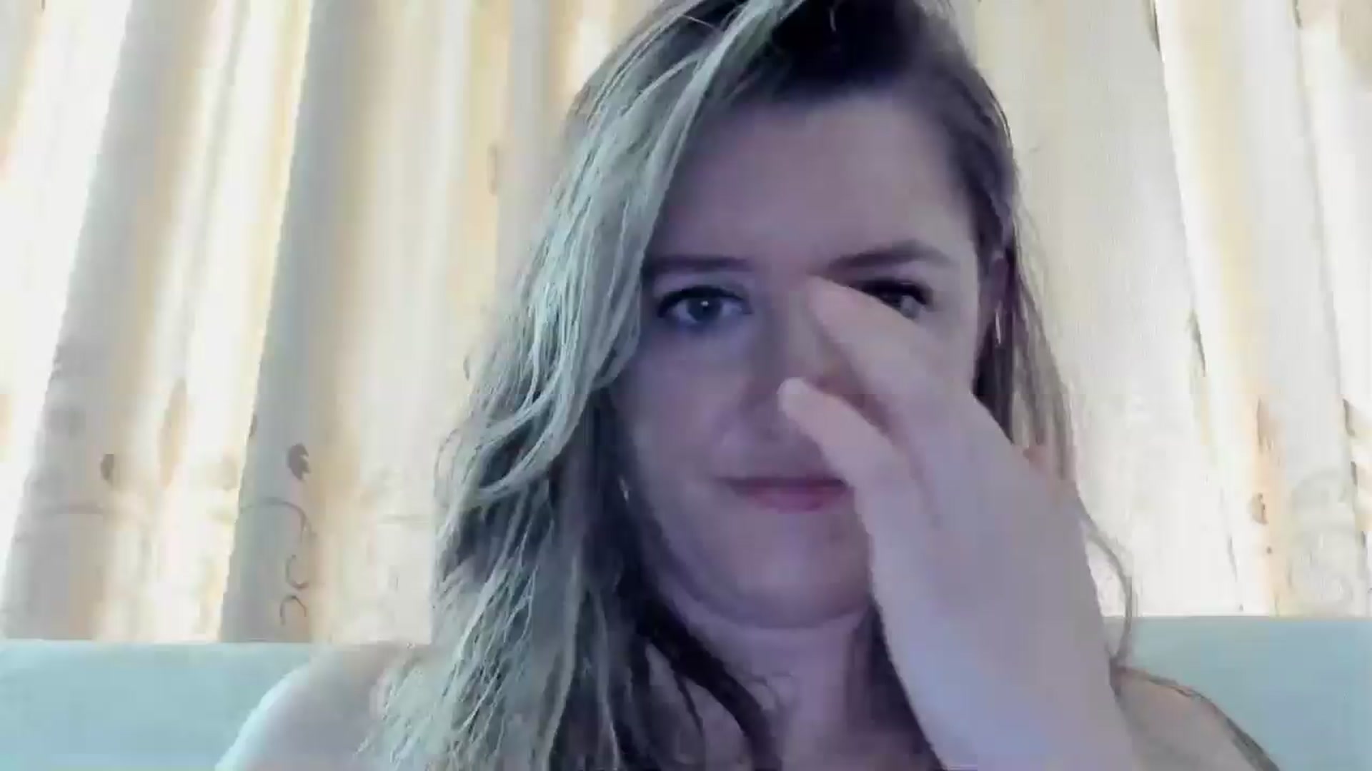 Gallery image thumbnail from BestDream's myfreecams stream on, 08/10/2024, 10:20 image 19 of 20