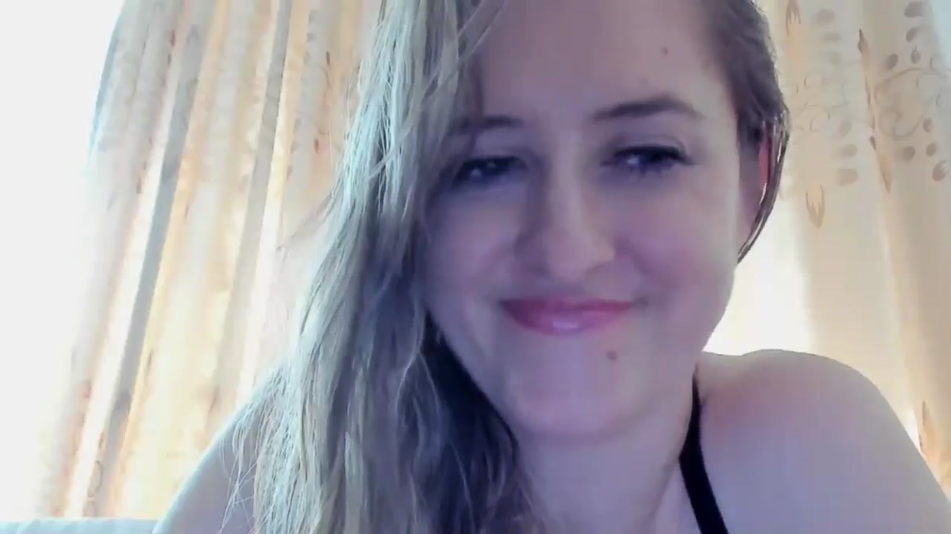 Gallery image thumbnail from BestDream's myfreecams stream on, 08/10/2024, 15:40 image 9 of 20